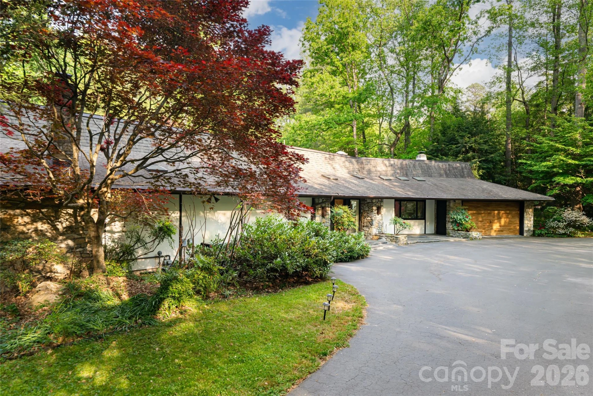 18 Forest Road - Photo 43