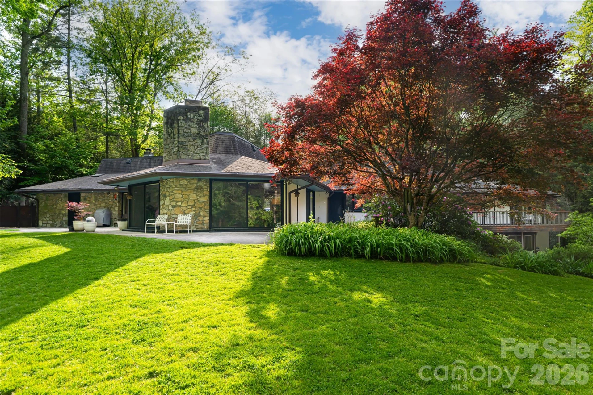 18 Forest Road - Photo 7