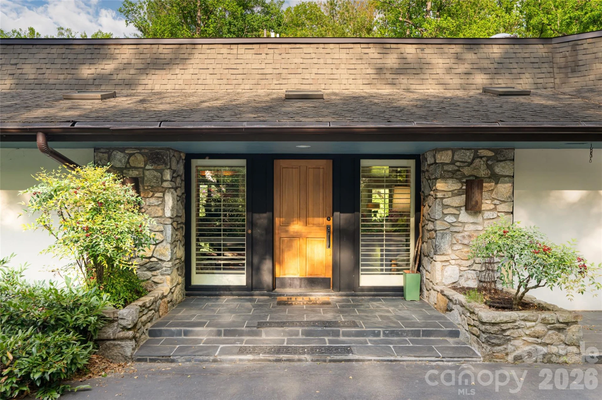 18 Forest Road - Photo 9