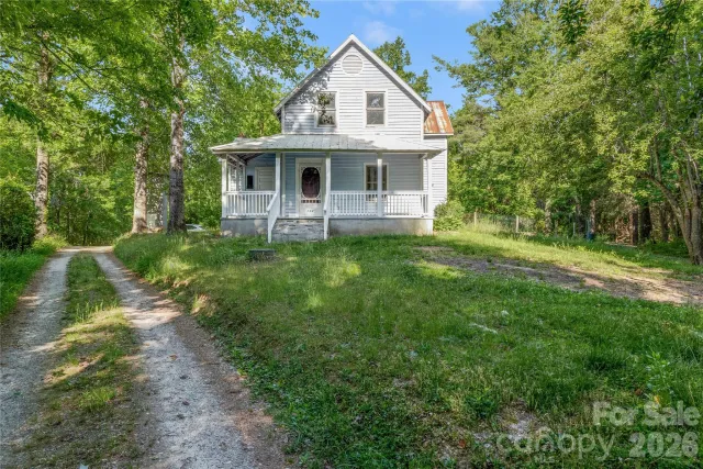 182 Wakti Ridge Road, Saluda, NC, 28773