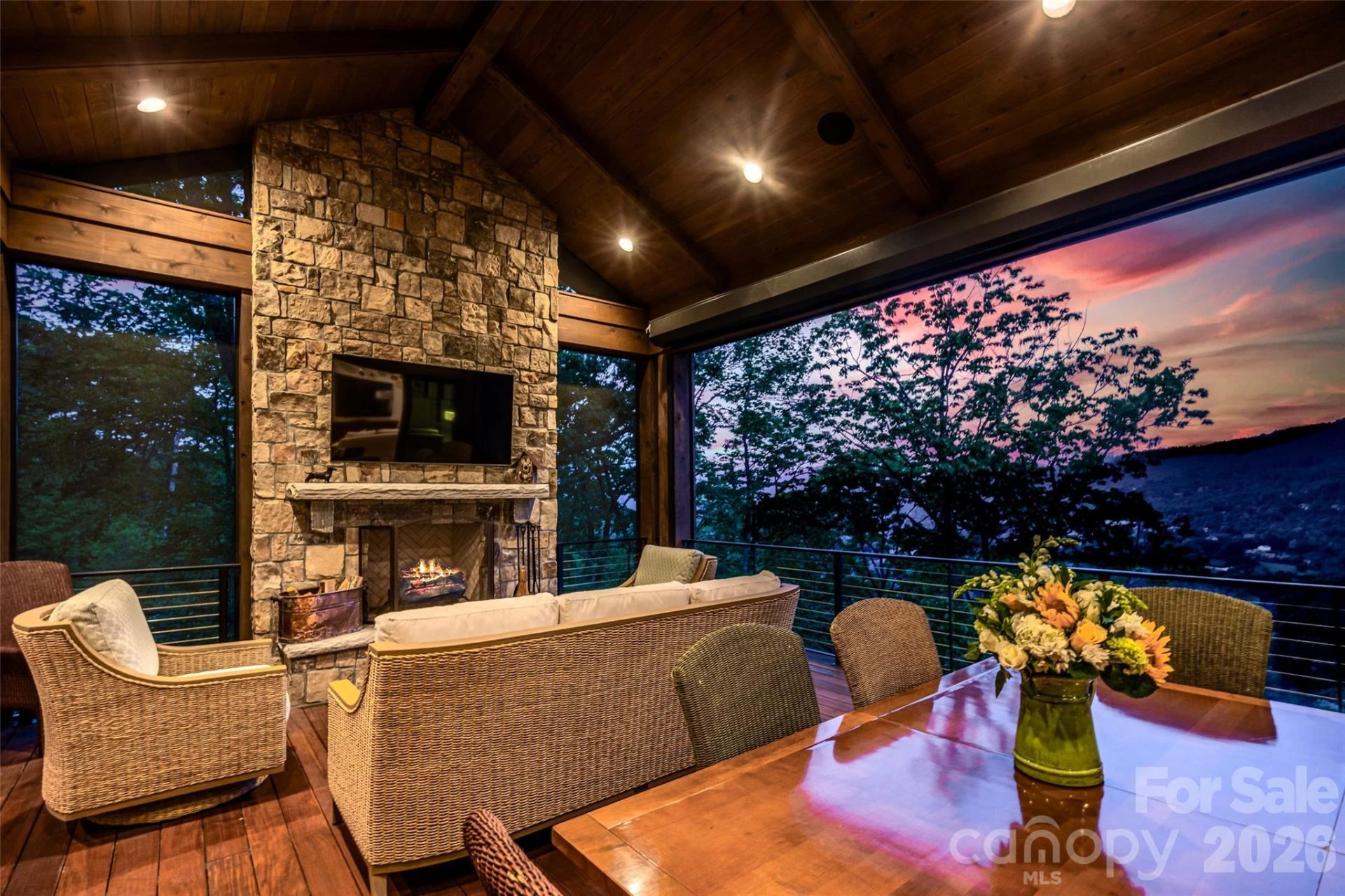 32 Featherstone Trail - Photo 7