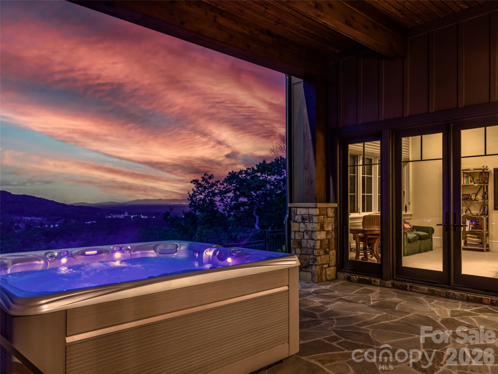 32 Featherstone Trail - Photo 9