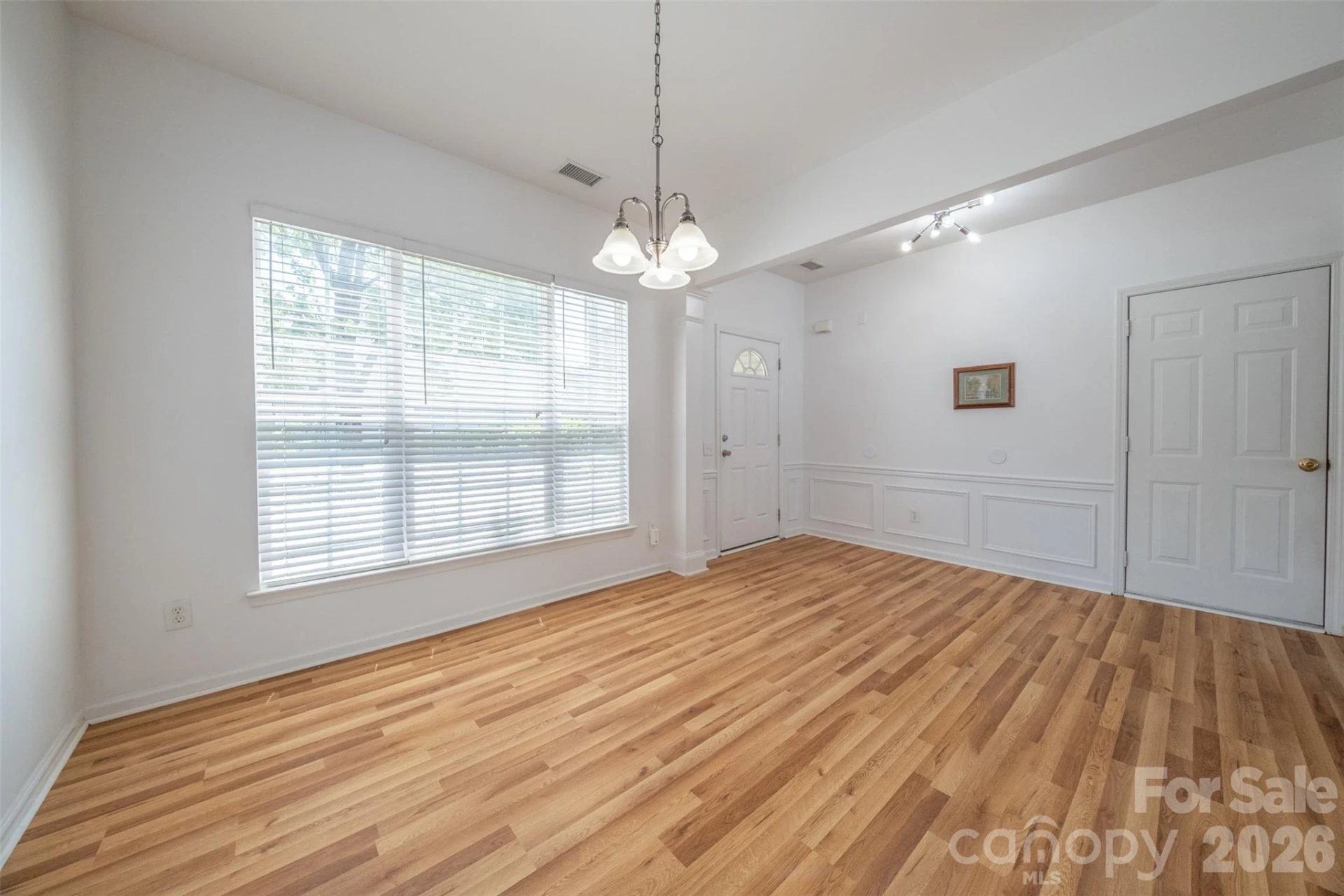 11730 Huxley Road - Photo 8