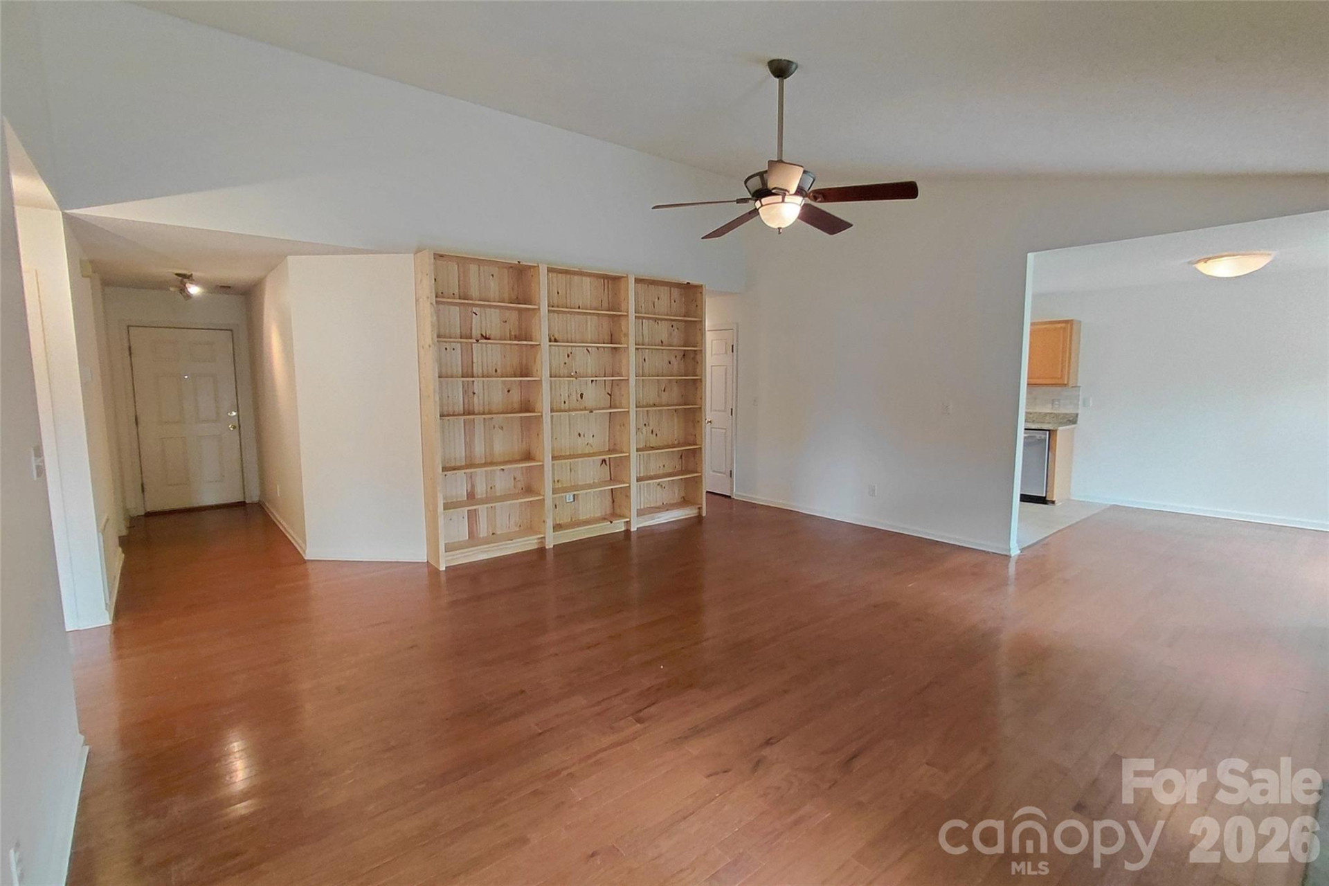 1016 Thorncrest Drive - Photo 5