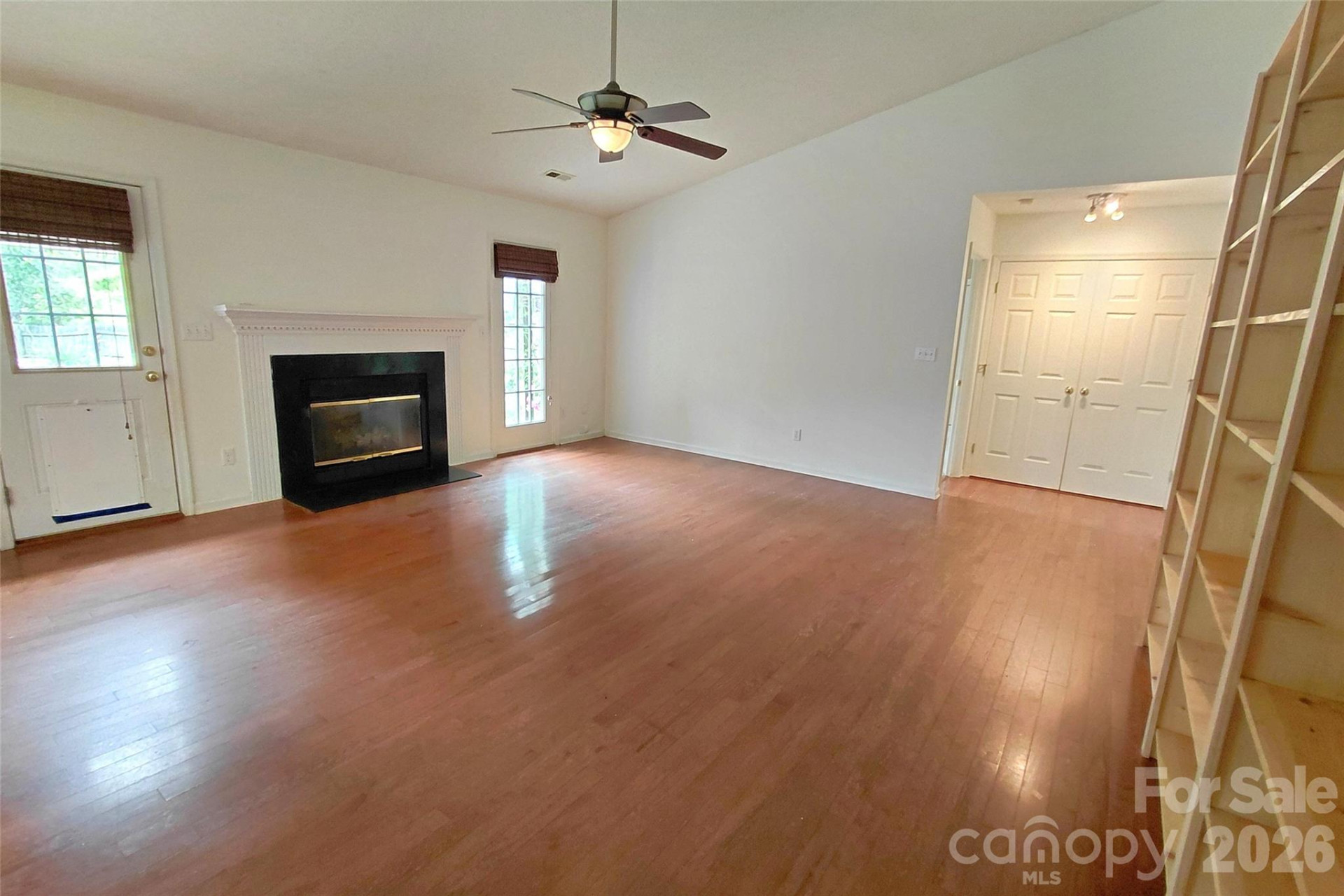 1016 Thorncrest Drive - Photo 9