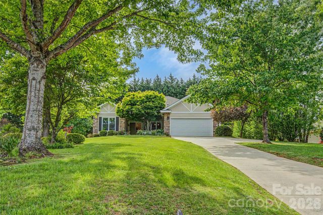 57 Talon Trail Lane, Etowah, NC, 28729