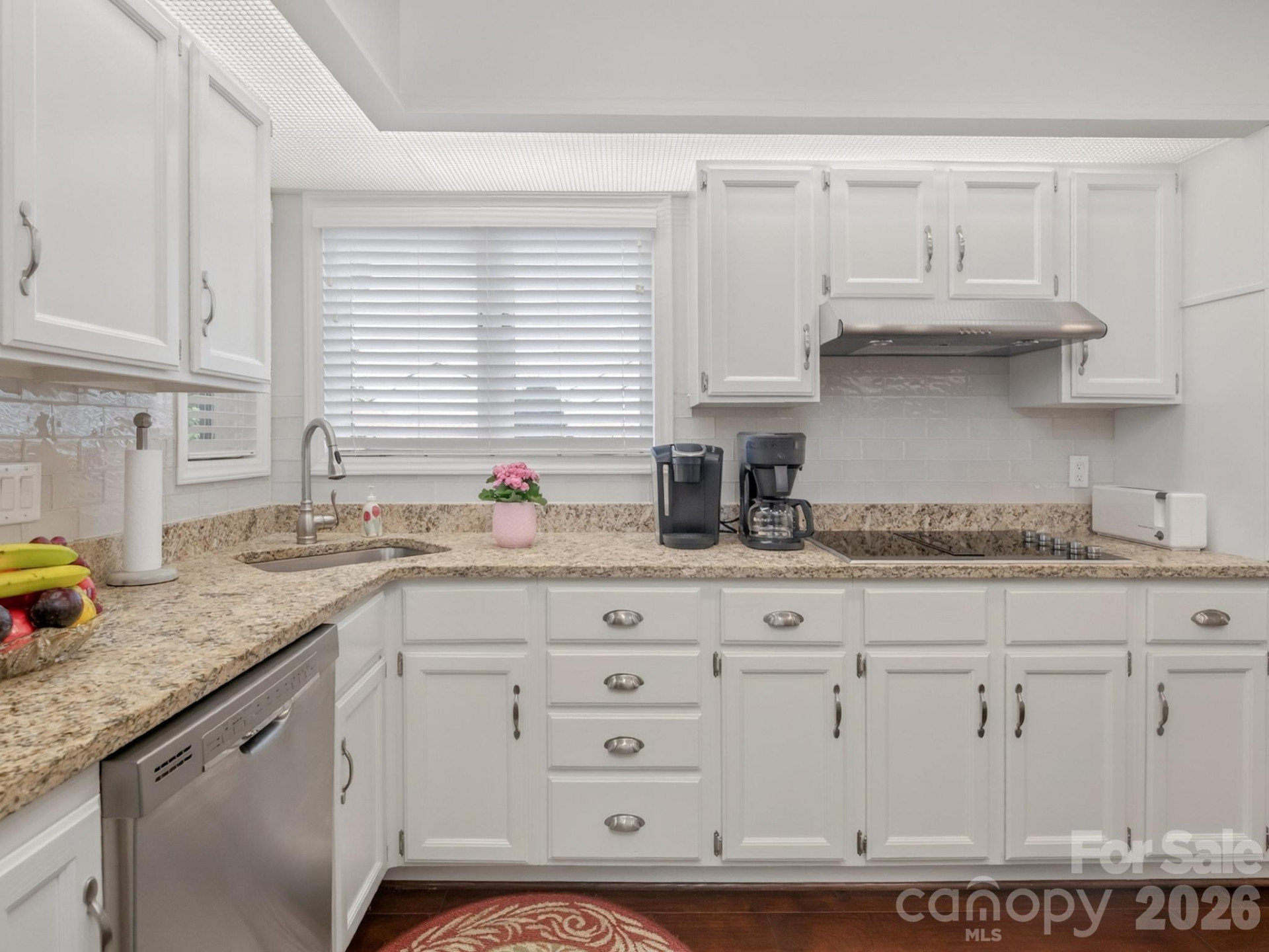 136 Deerlake Drive - Photo 17