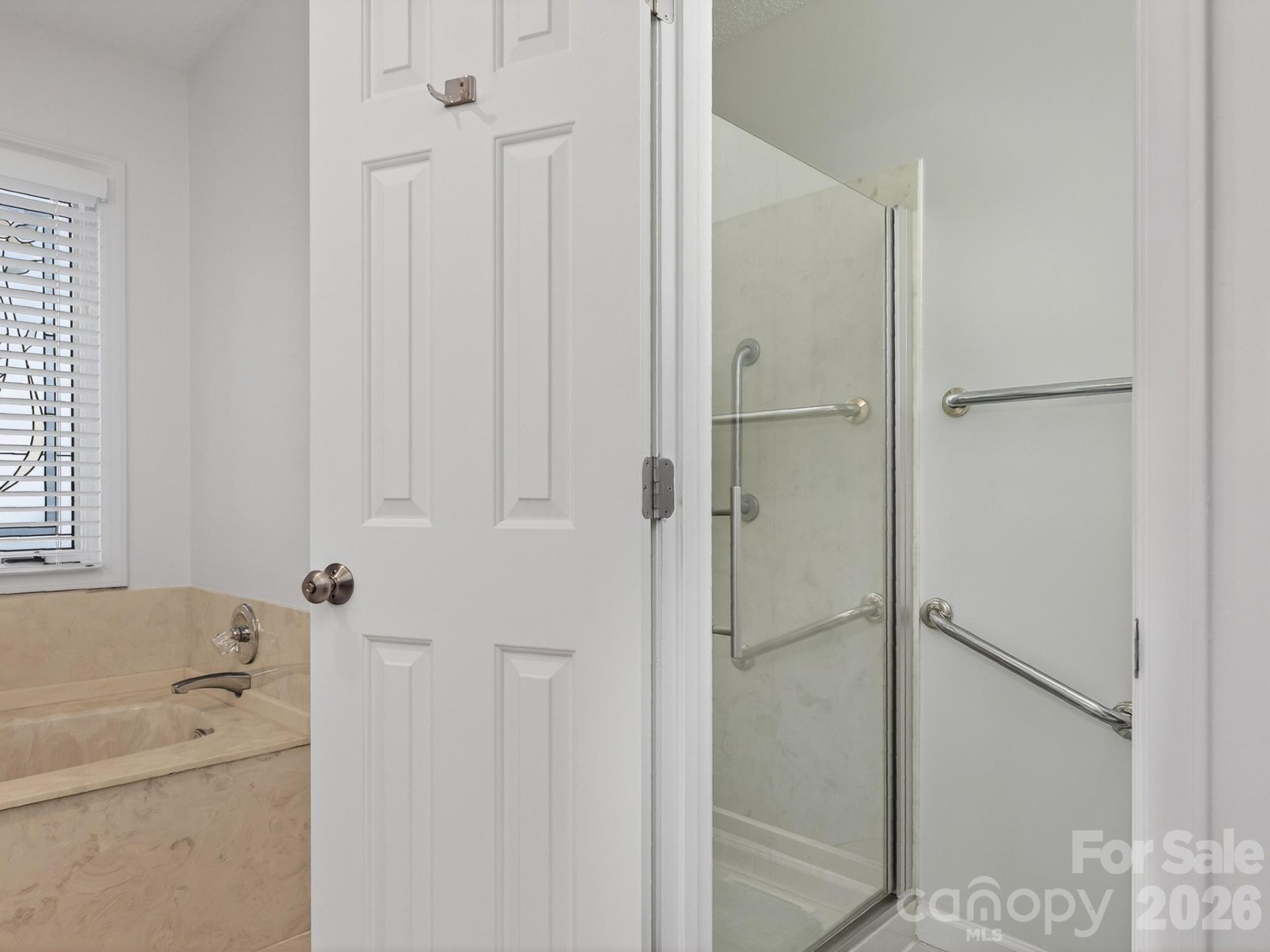 136 Deerlake Drive - Photo 35