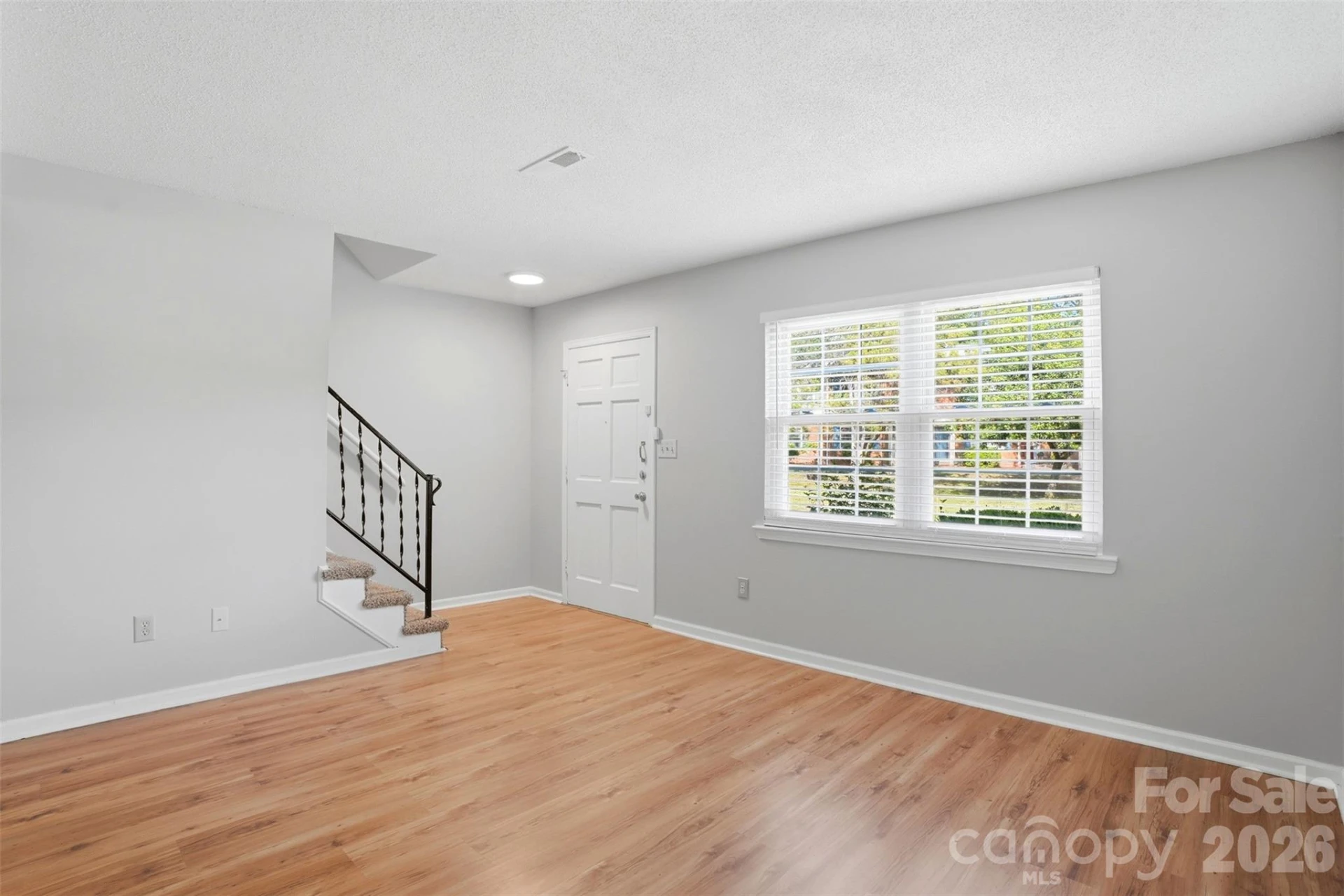 8846 Hunter Ridge Drive - Photo 8