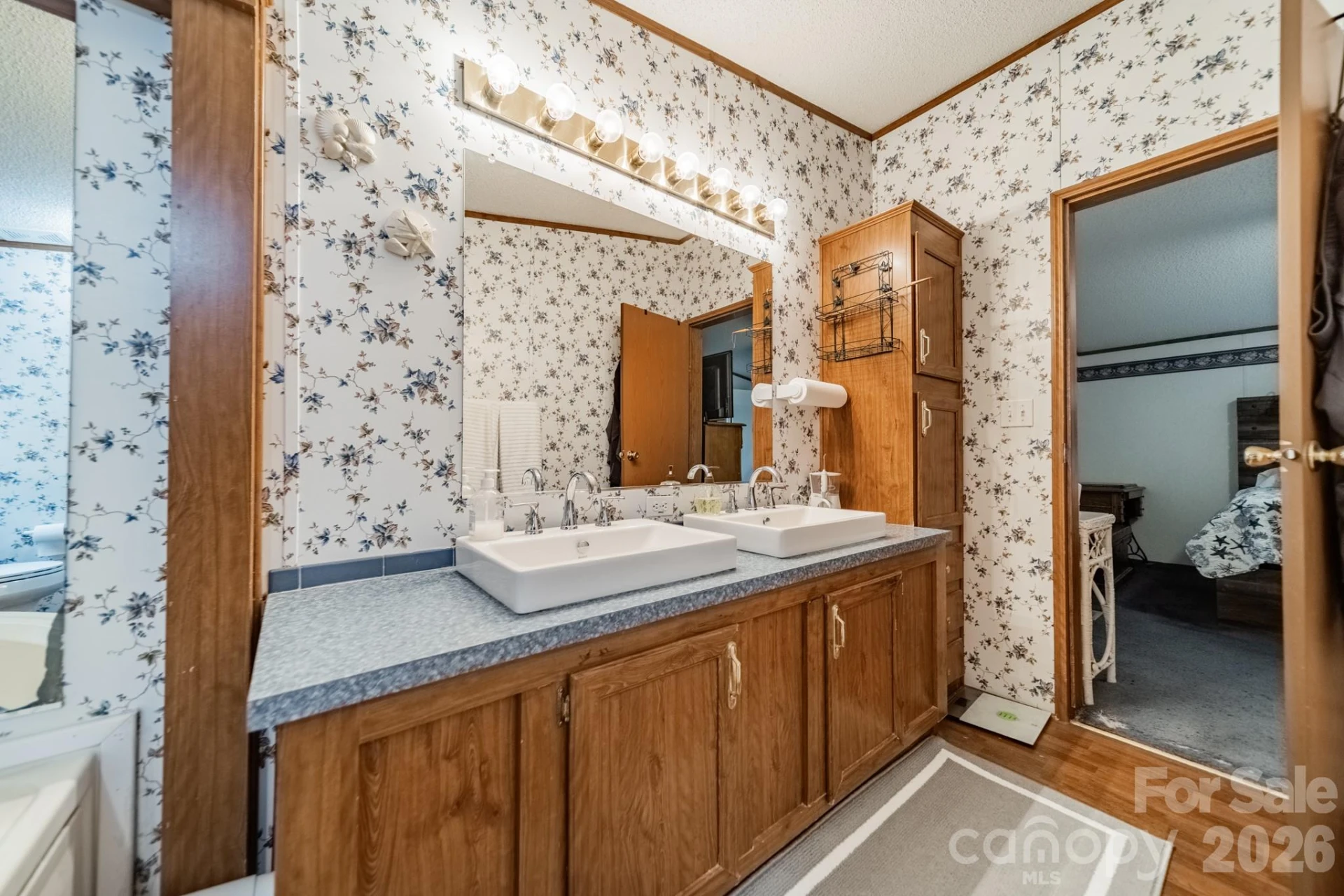 13753 Saint Thomas Drive - Photo 16