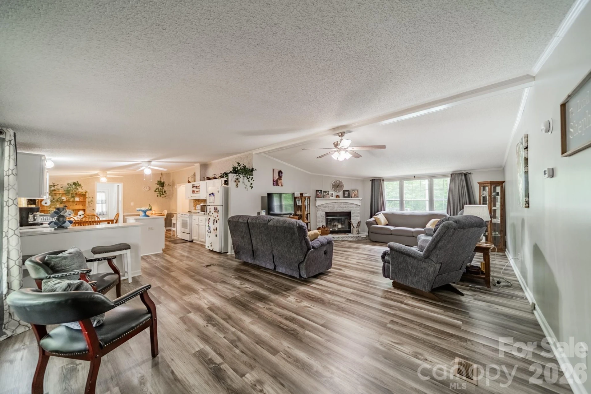 13753 Saint Thomas Drive - Photo 6