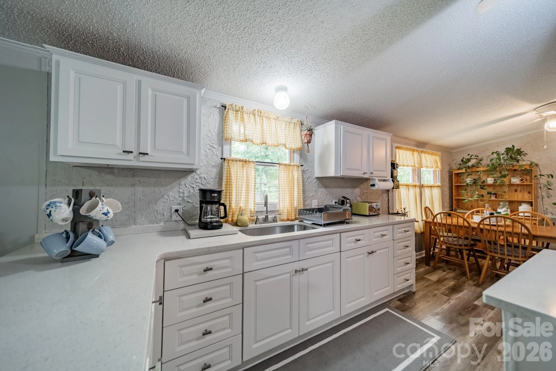 13753 Saint Thomas Drive - Photo 10
