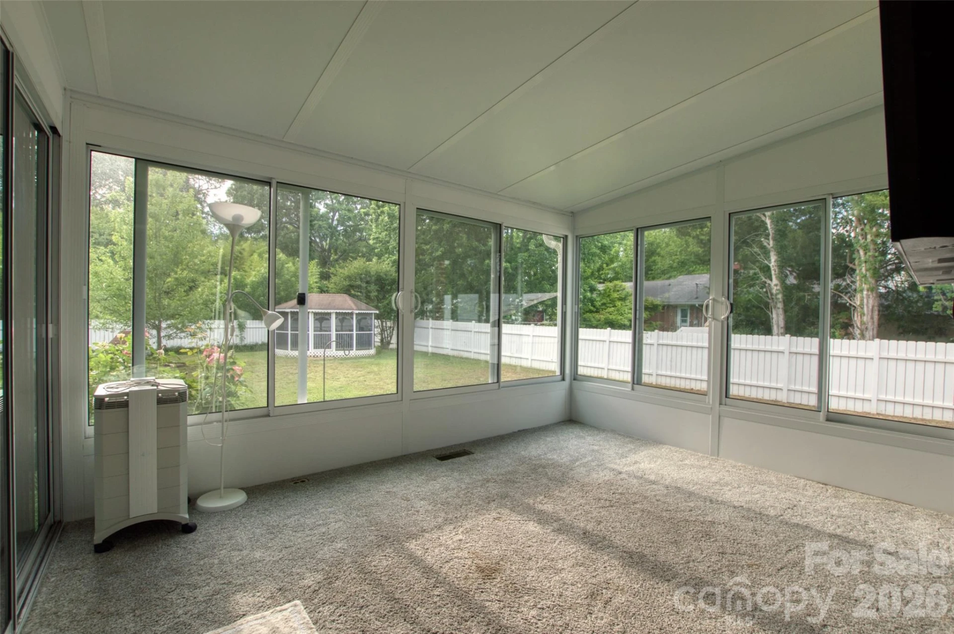 204 Clinton Avenue - Photo 17