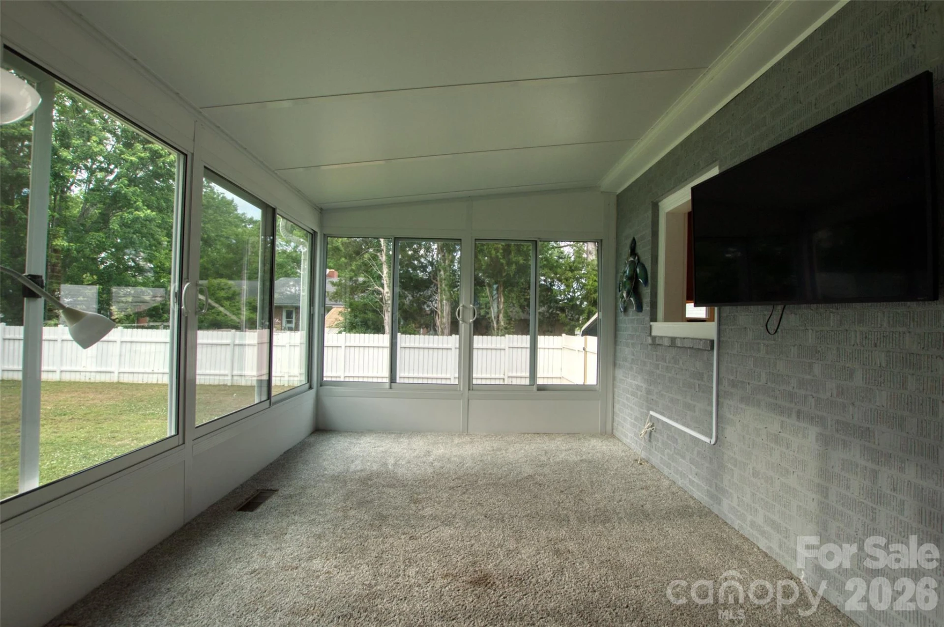 204 Clinton Avenue - Photo 18