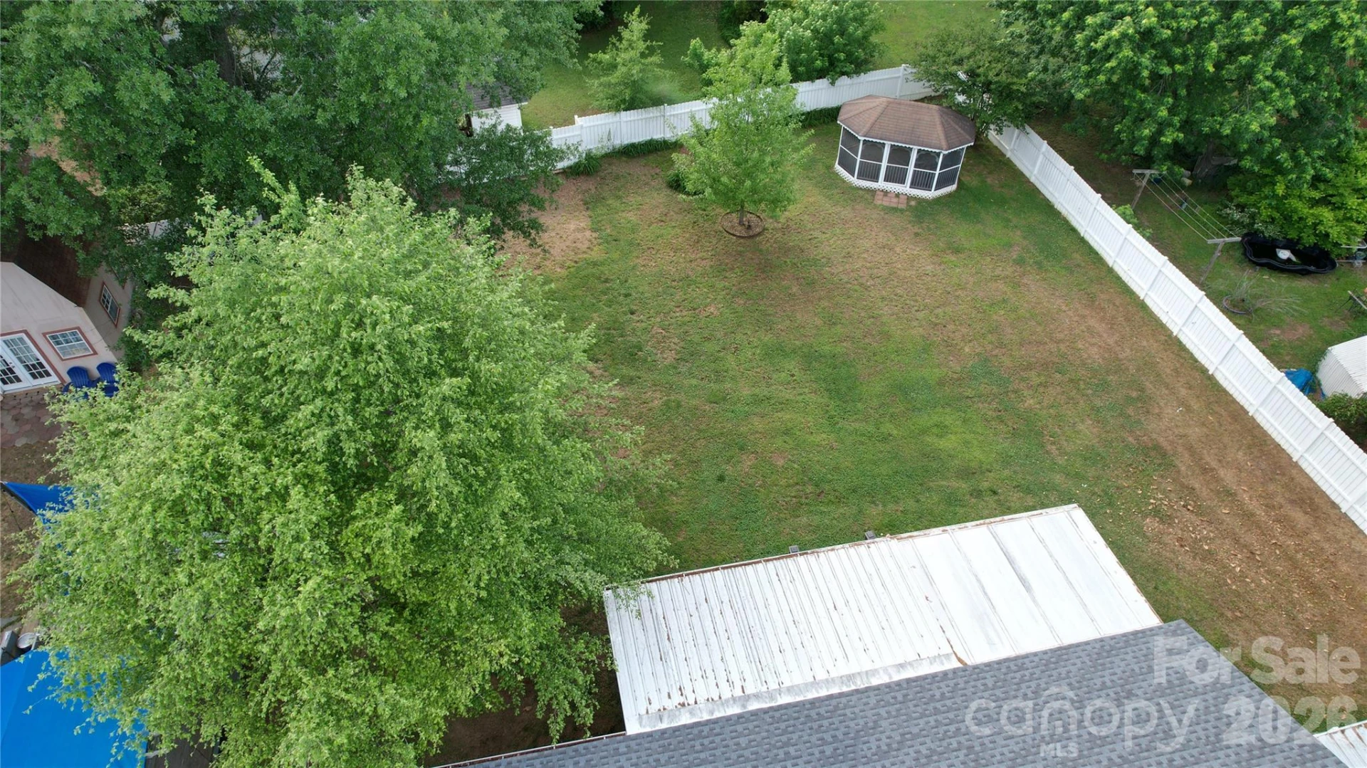 204 Clinton Avenue - Photo 24