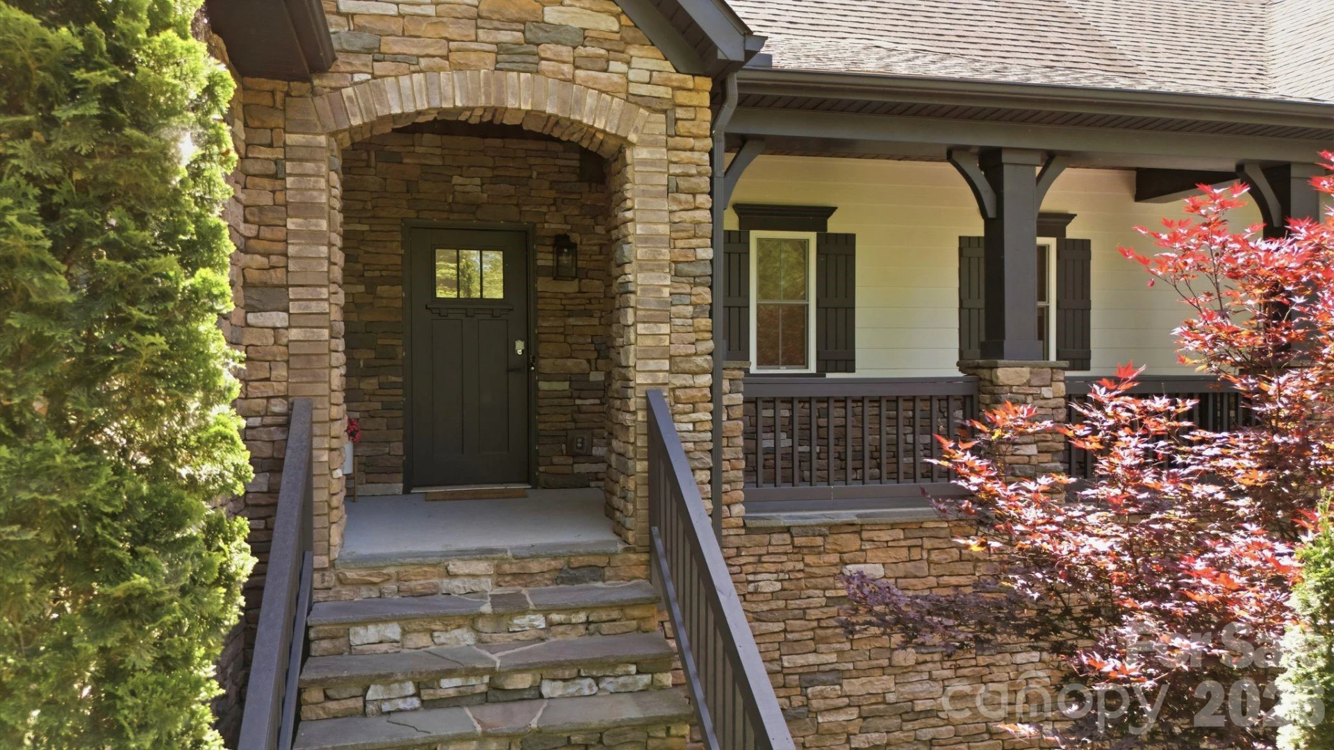 221 Logan Crossing Drive - Photo 3