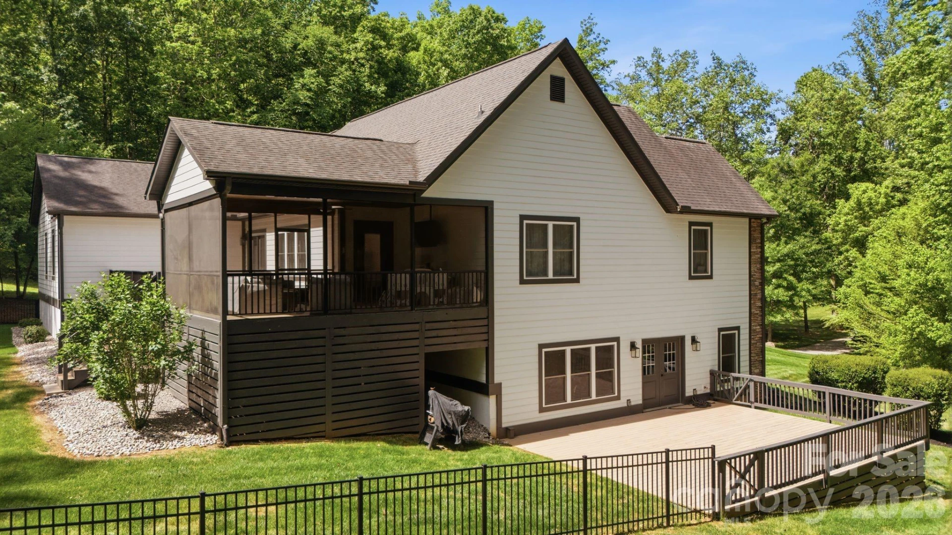 221 Logan Crossing Drive - Photo 40