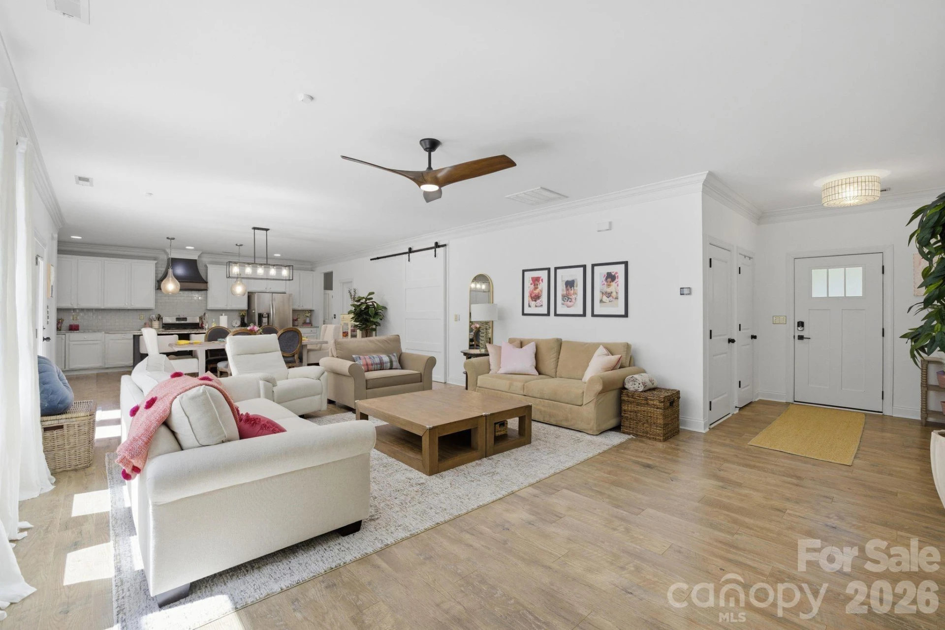 221 Logan Crossing Drive - Photo 6