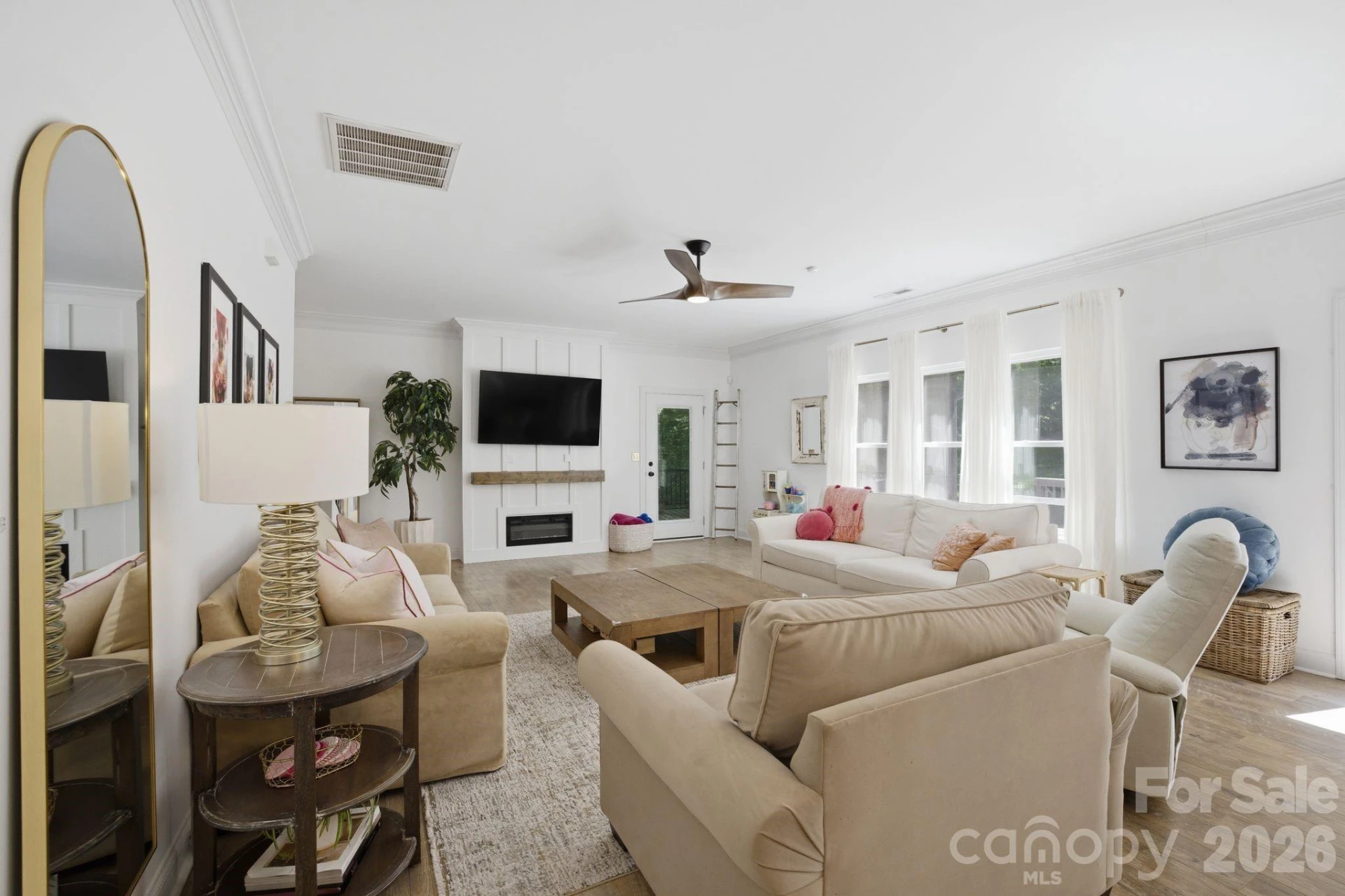 221 Logan Crossing Drive - Photo 7