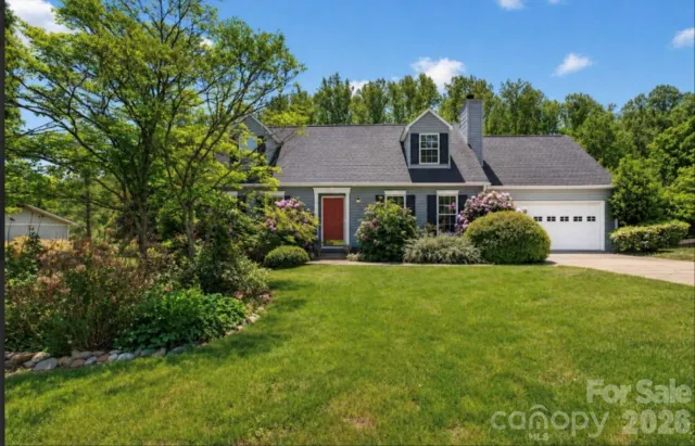 67 Beechwood Drive, Horse Shoe, NC, 28742