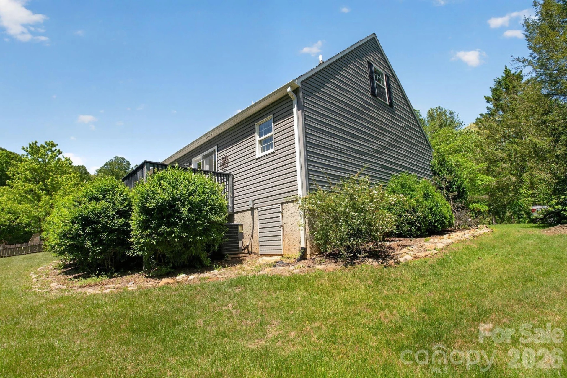 67 Beechwood Drive - Photo 4