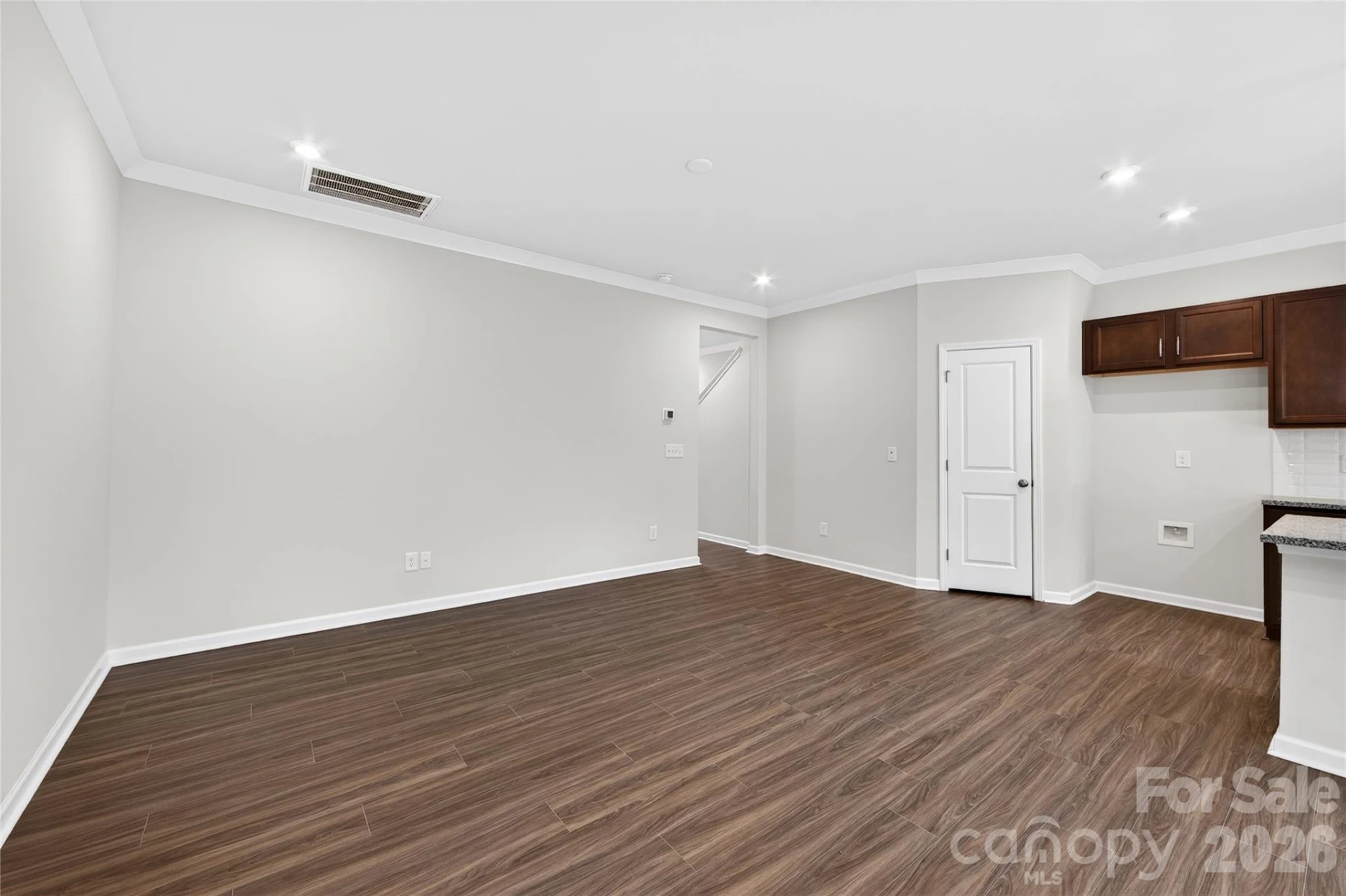 6021 Longar Lane - Photo 6