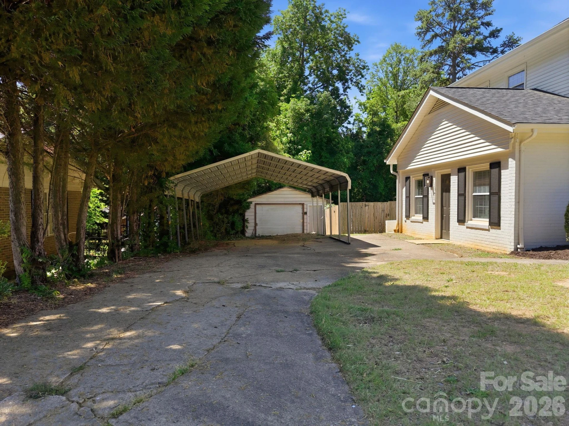 303 Odell Street - Photo 40