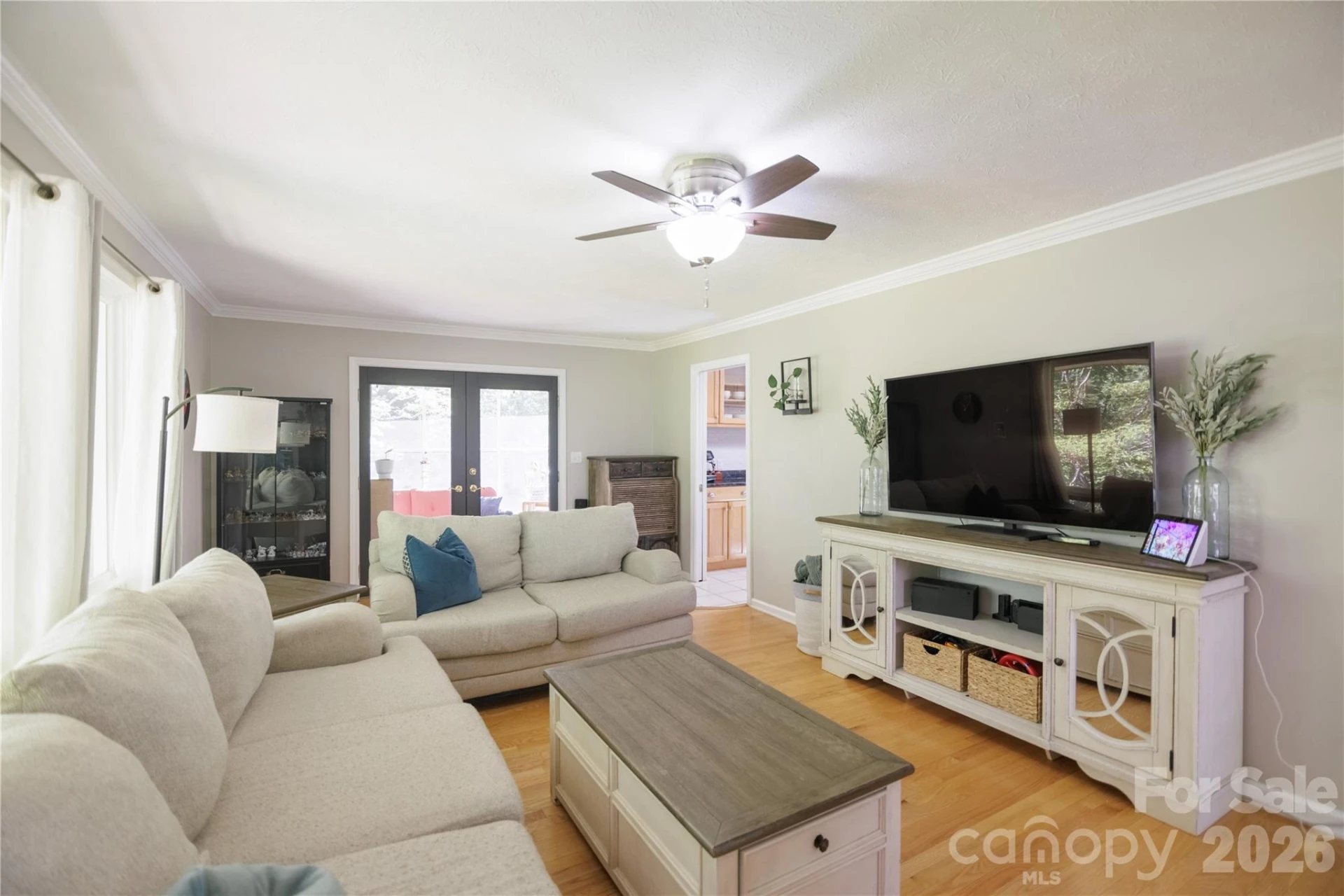 137 Whisperwood Circle - Photo 11