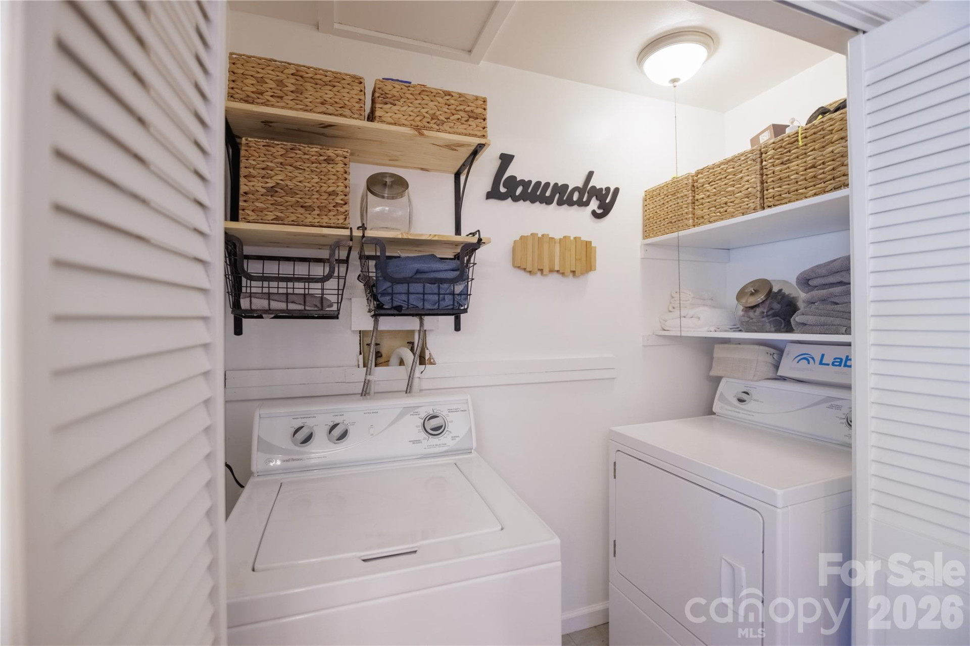 137 Whisperwood Circle - Photo 15