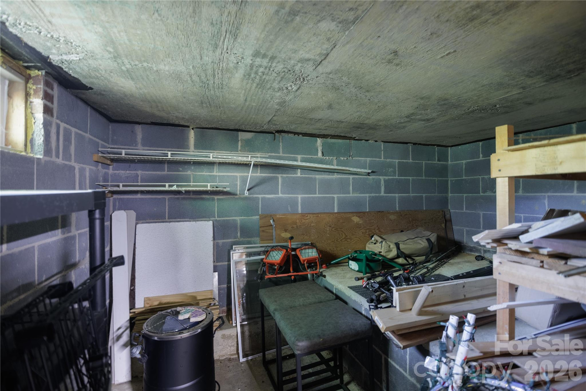 137 Whisperwood Circle - Photo 40