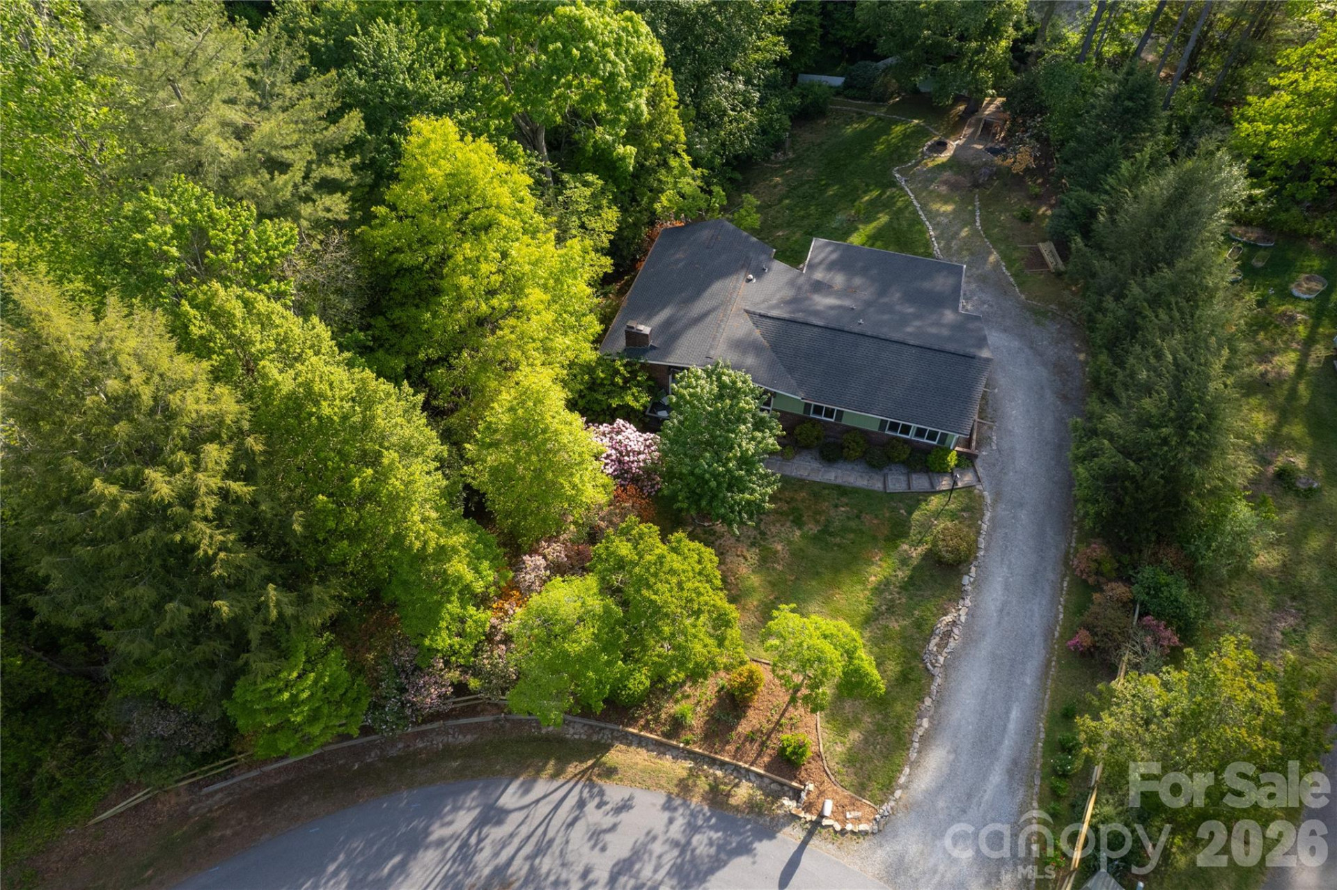 137 Whisperwood Circle - Photo 5