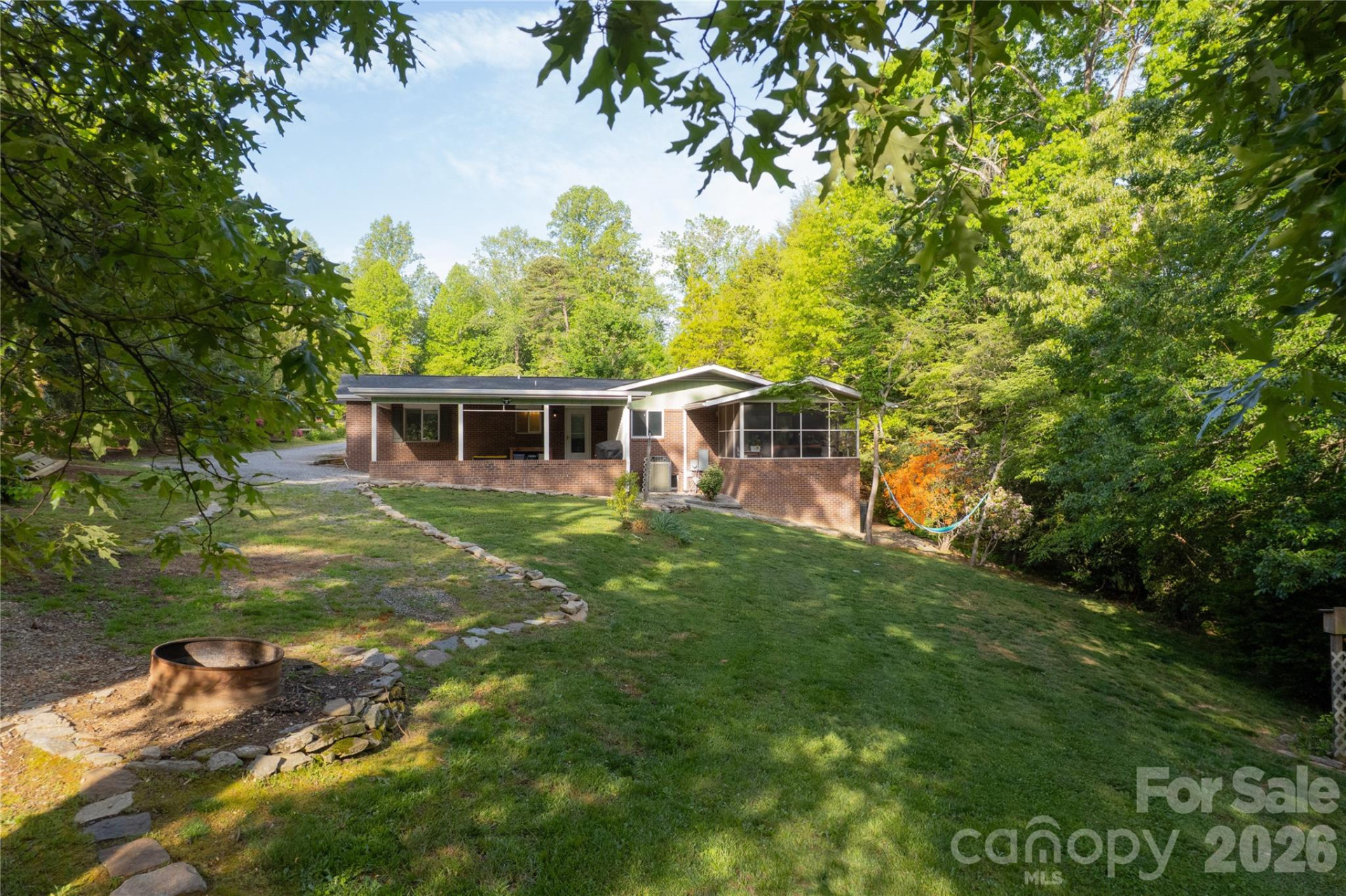 137 Whisperwood Circle - Photo 8