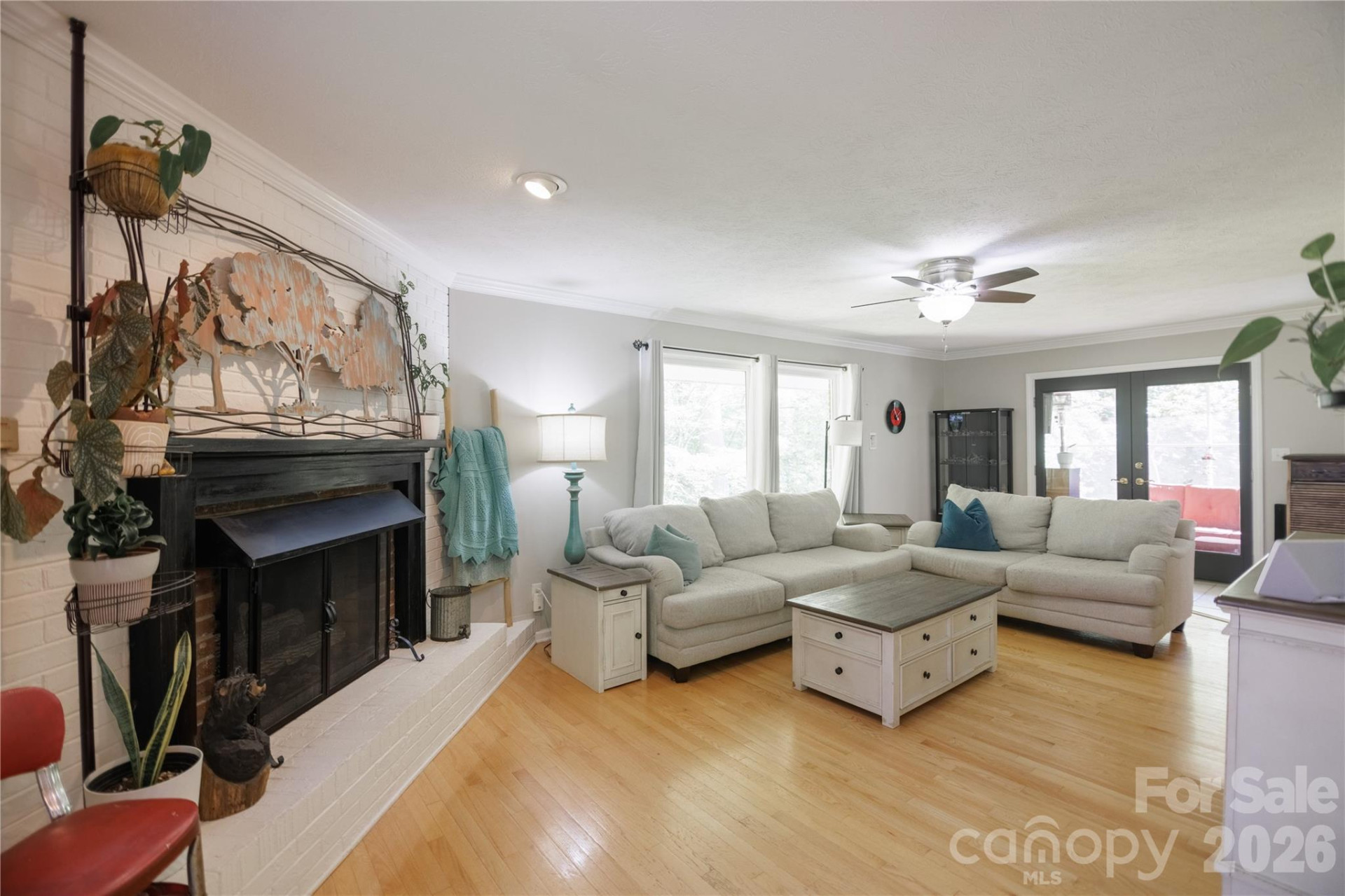 137 Whisperwood Circle - Photo 9