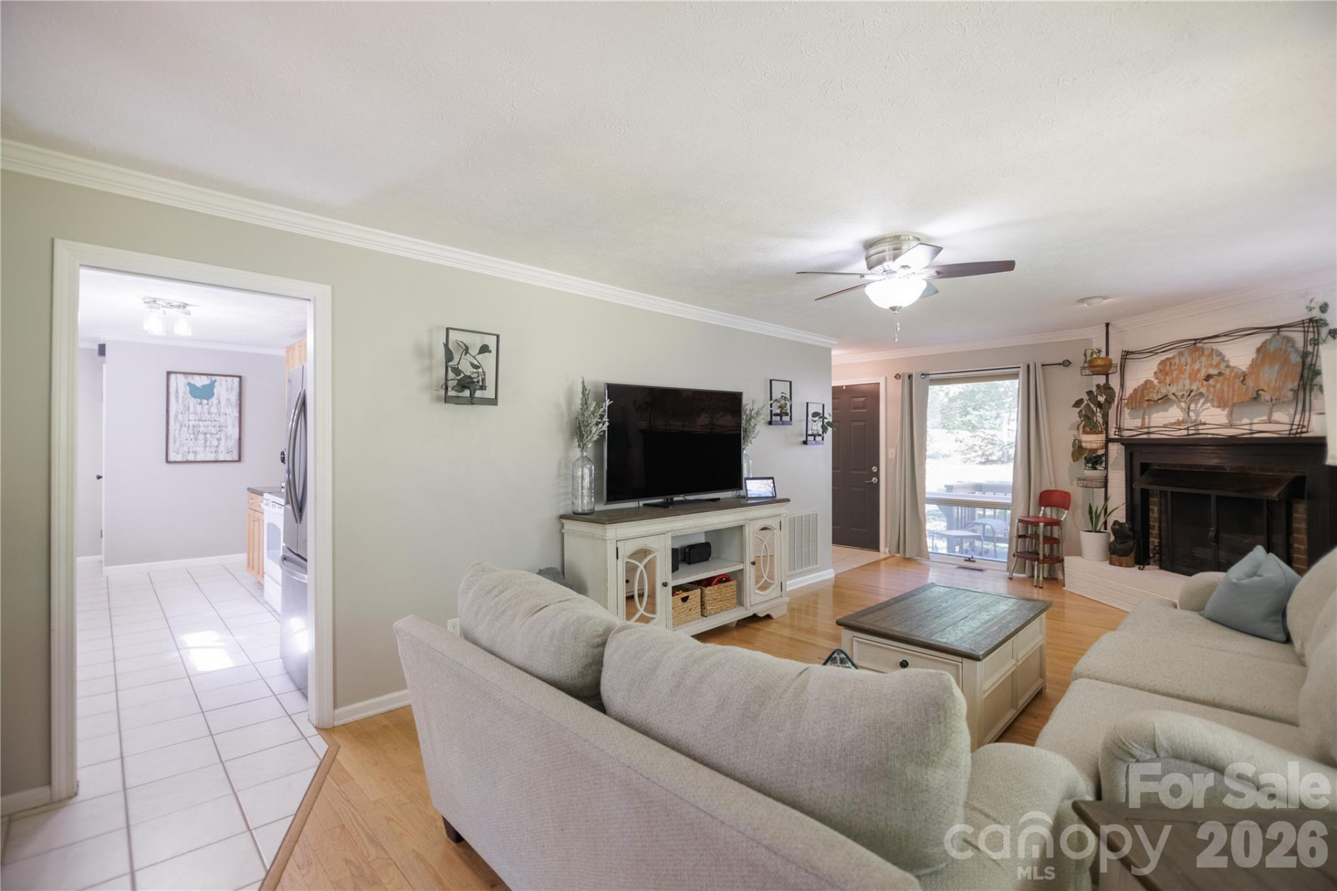 137 Whisperwood Circle - Photo 10