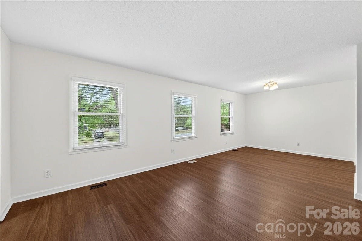6219 Welford Road - Photo 8