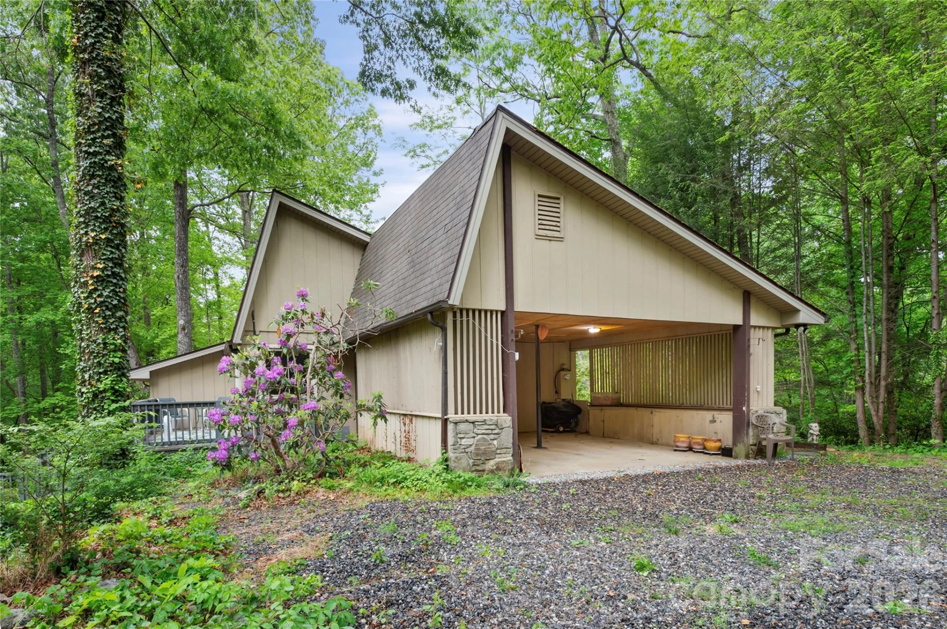 1483 Old Fort Road - Photo 2