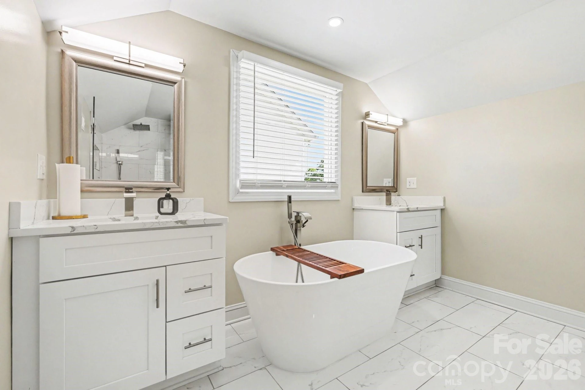 3816 Freedom Drive - Photo 4