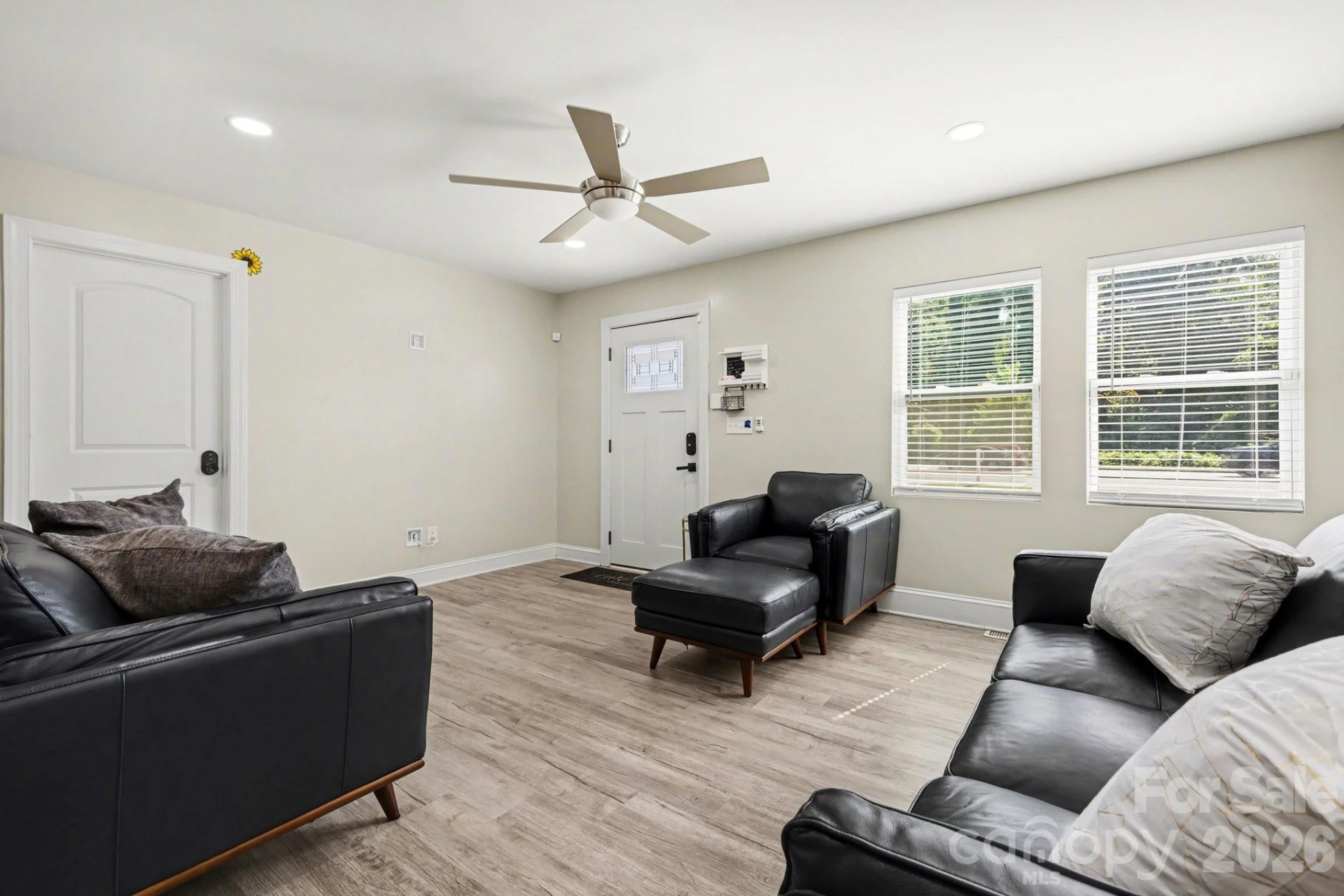 3816 Freedom Drive - Photo 8