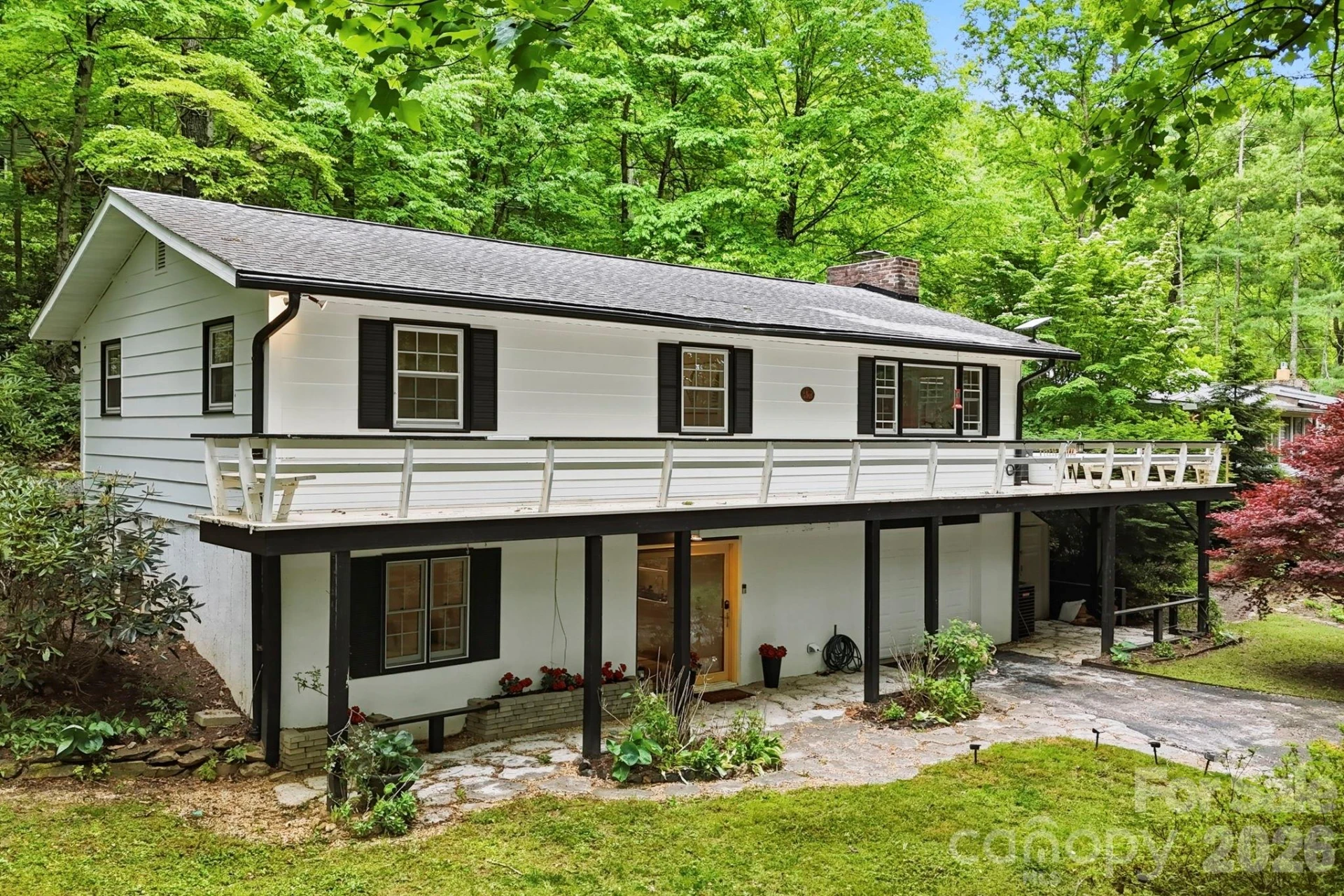 440 Beverly Road - Photo 2