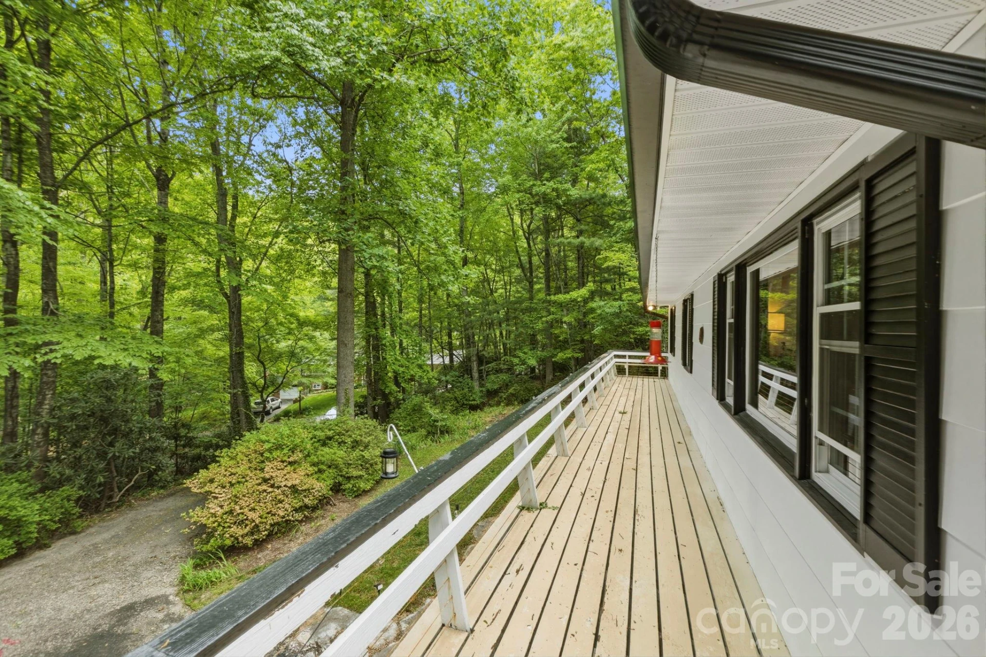 440 Beverly Road - Photo 4