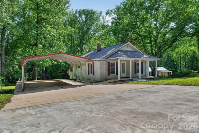 801 Woodlawn Avenue, Valdese, NC, 28690