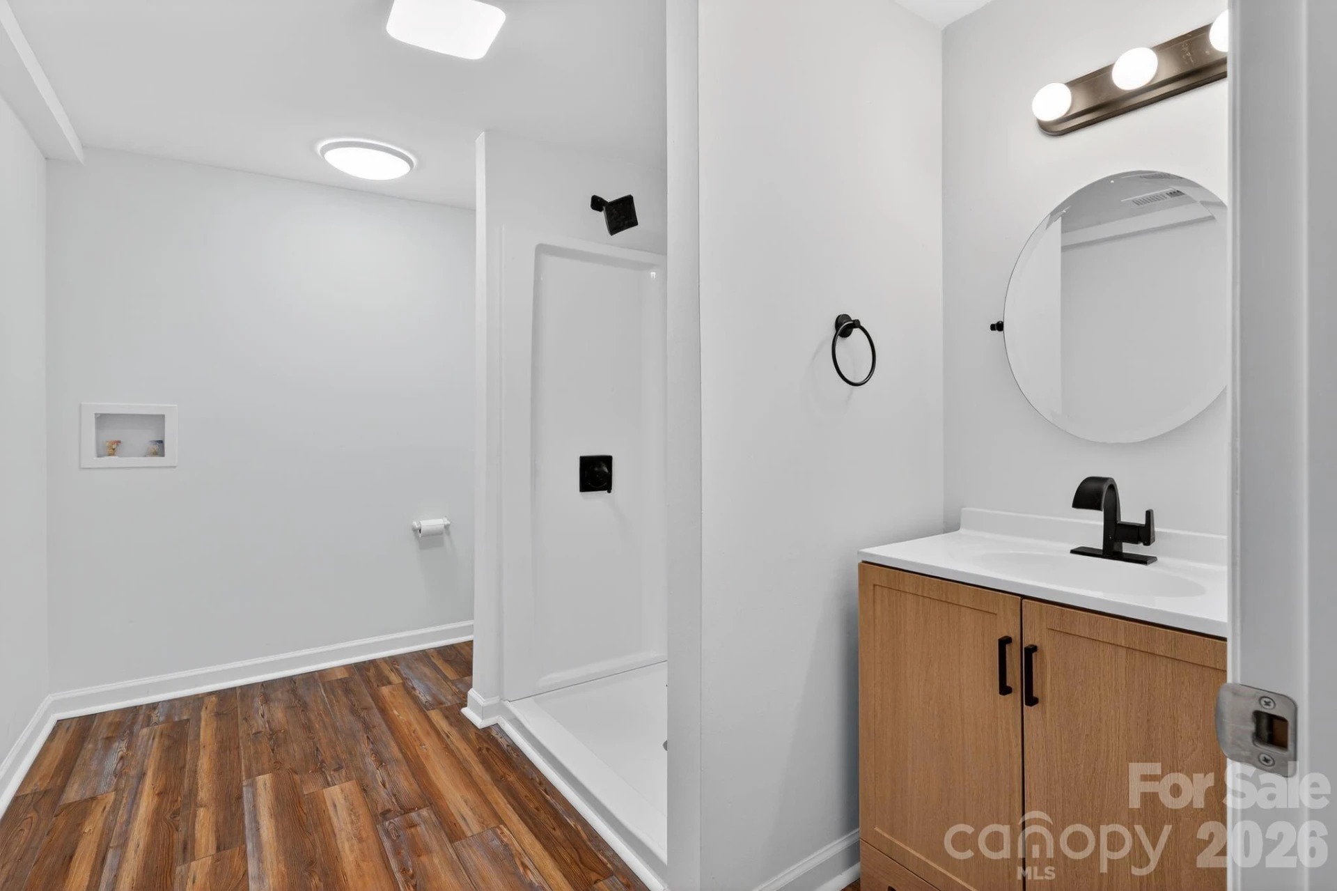 801 Woodlawn Avenue - Photo 12