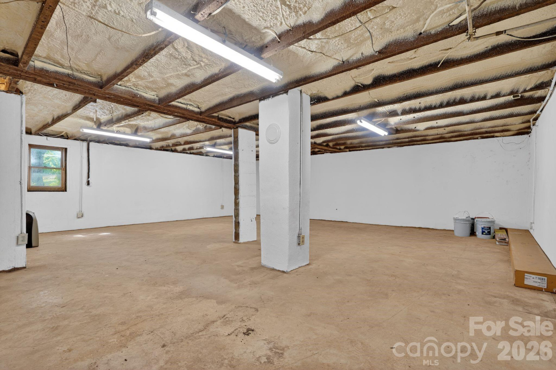 801 Woodlawn Avenue - Photo 14