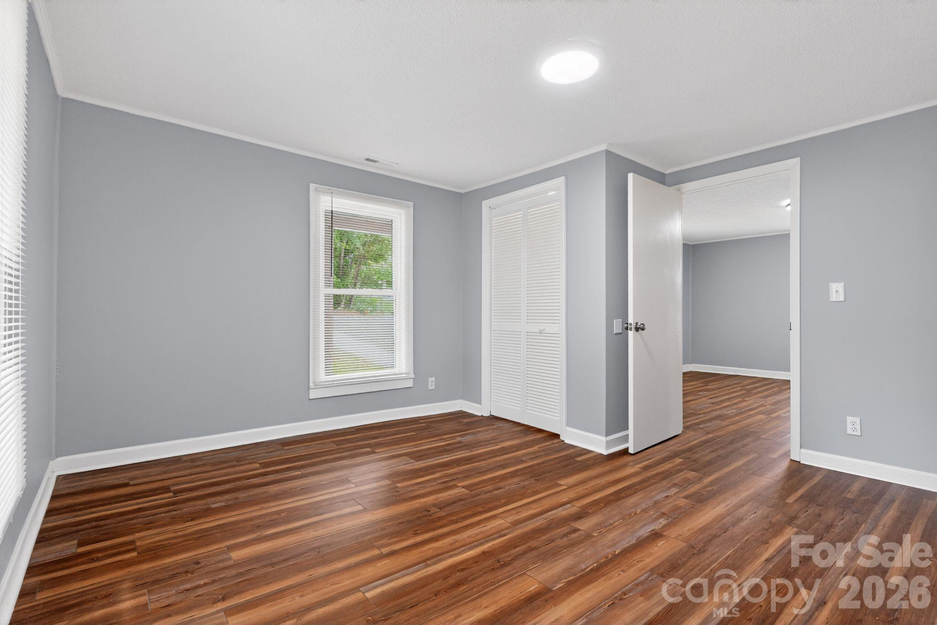 801 Woodlawn Avenue - Photo 7