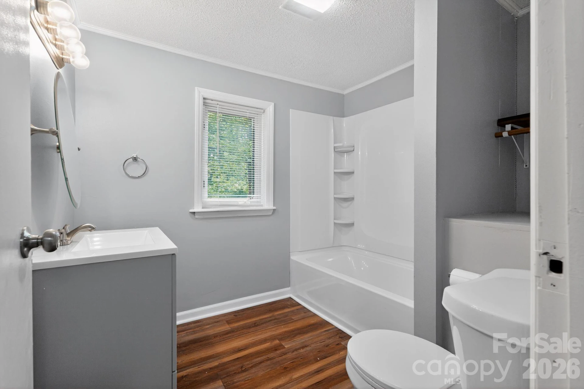 801 Woodlawn Avenue - Photo 10