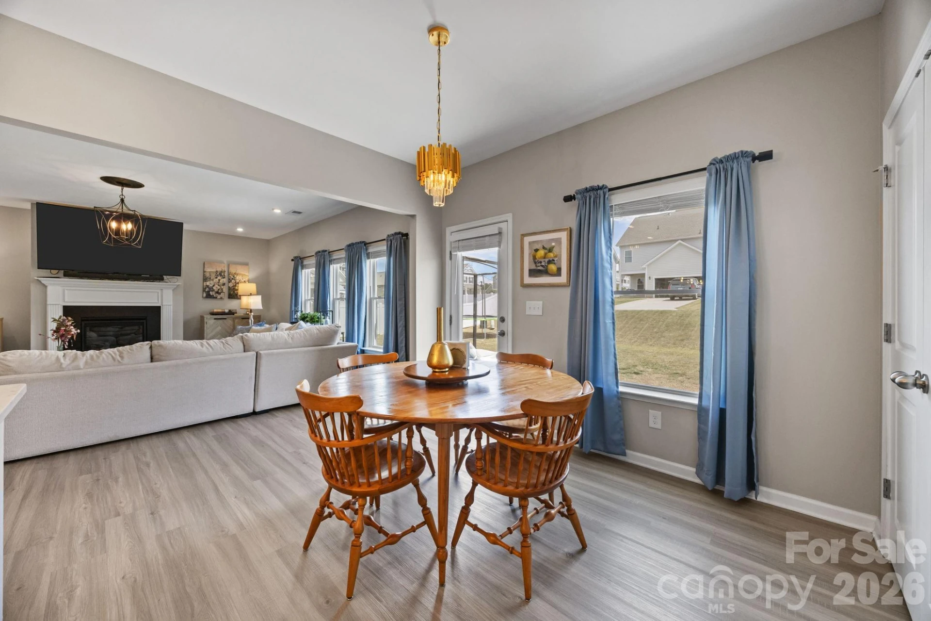 526 Ardsley Drive - Photo 10