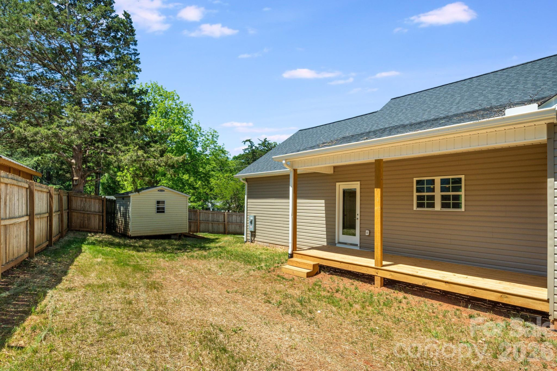 144 Georgia Avenue - Photo 29