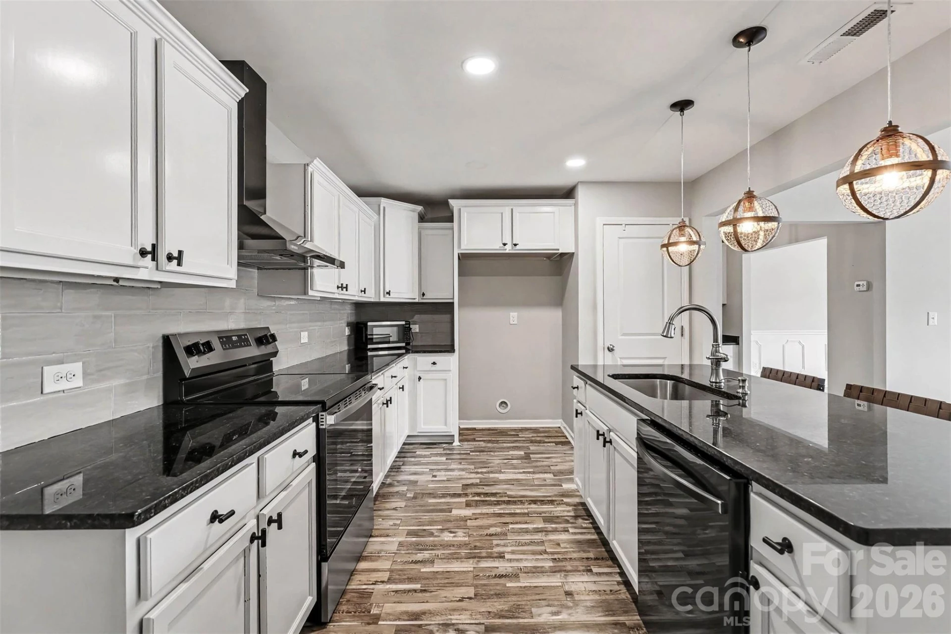 1253 Ettrick Avenue - Photo 8