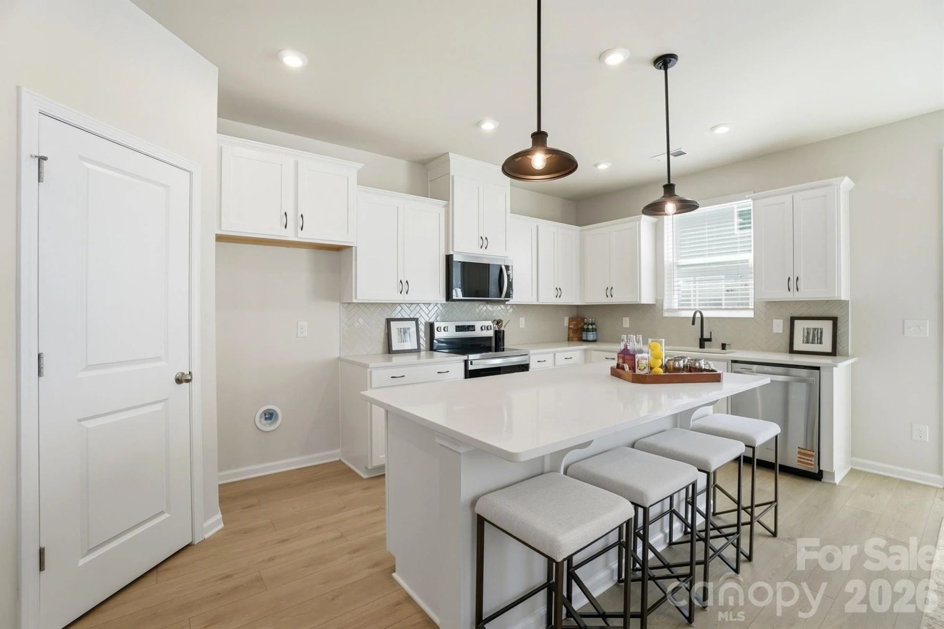 7005 Cerris Drive - Photo 11