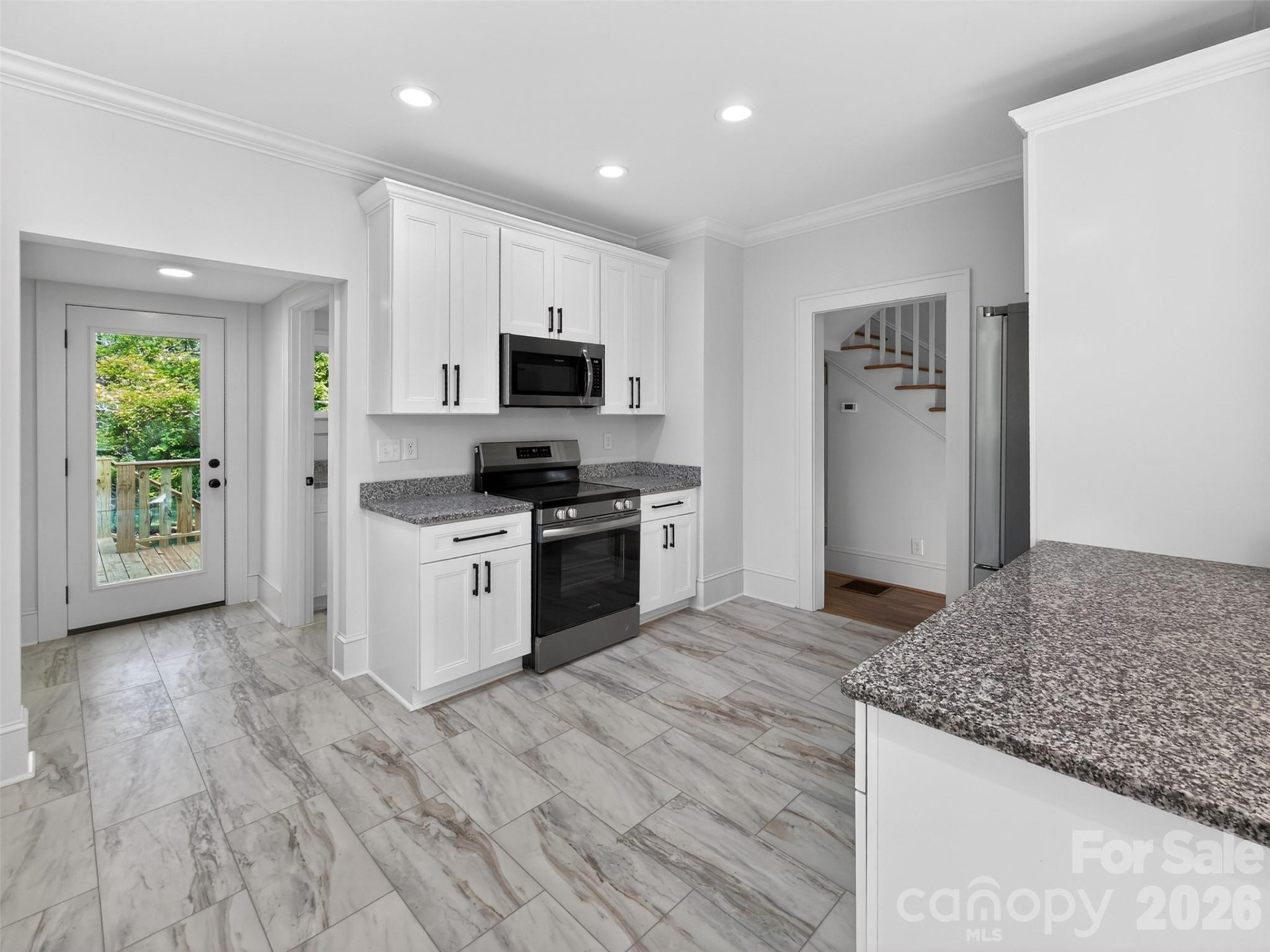 262 Pleasant Street - Photo 10
